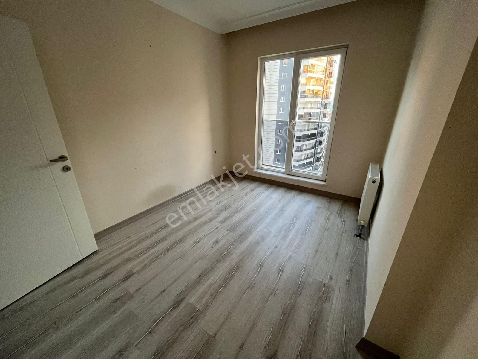 Pamuklar'da Site İçerisinde 3+1 Full Yapılı Ara Katta Kiralık - Görsel 13