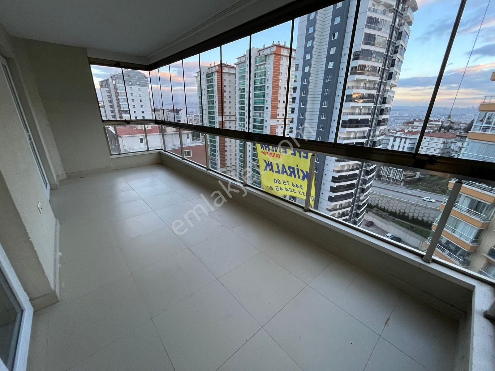 Pamuklar'da Site İçerisinde 3+1 Full Yapılı Ara Katta Kiralık - Görsel 25