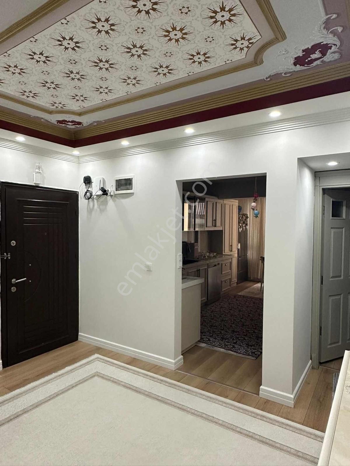 Muratpaşa Milli Egemenlik Caddesi Üzerinde Satılık 3+1 Daiere - Görsel 14