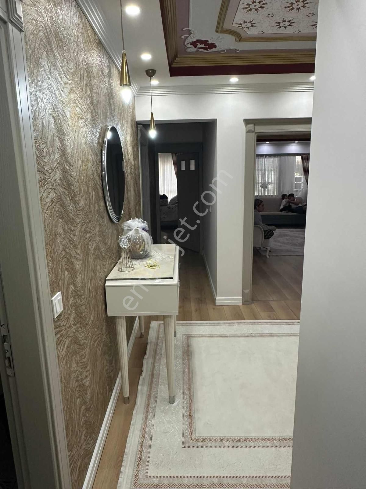 Muratpaşa Milli Egemenlik Caddesi Üzerinde Satılık 3+1 Daiere - Görsel 8