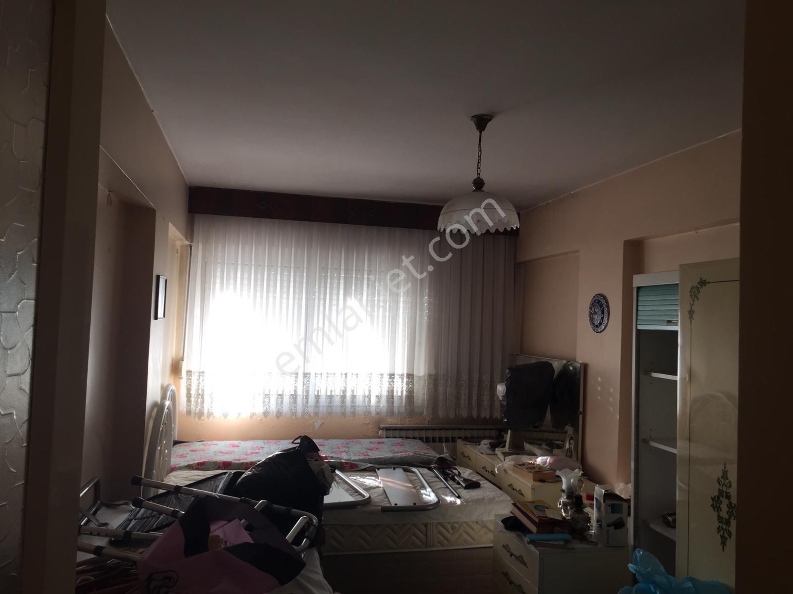 İzmirspor Metro Okul Hastane Yakını Caddeyanı Eşyalı - Görsel 9