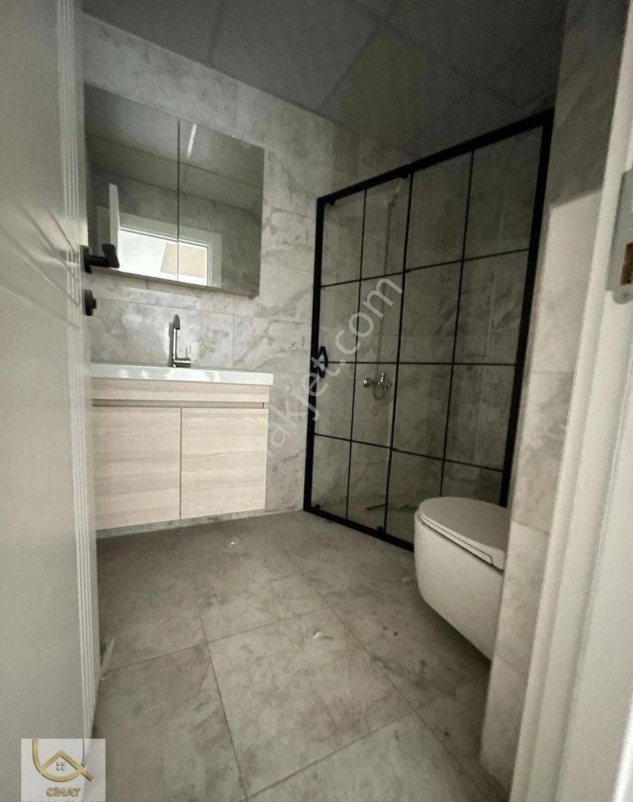 Göçerler Mahallesinde 200m2 Lüks Manzaralı Dubleks - Görsel 7