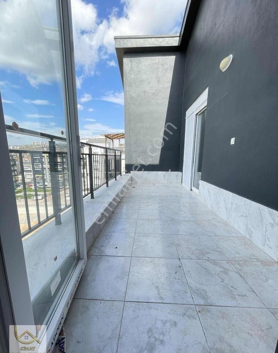 Göçerler Mahallesinde 200m2 Lüks Manzaralı Dubleks - Görsel 18