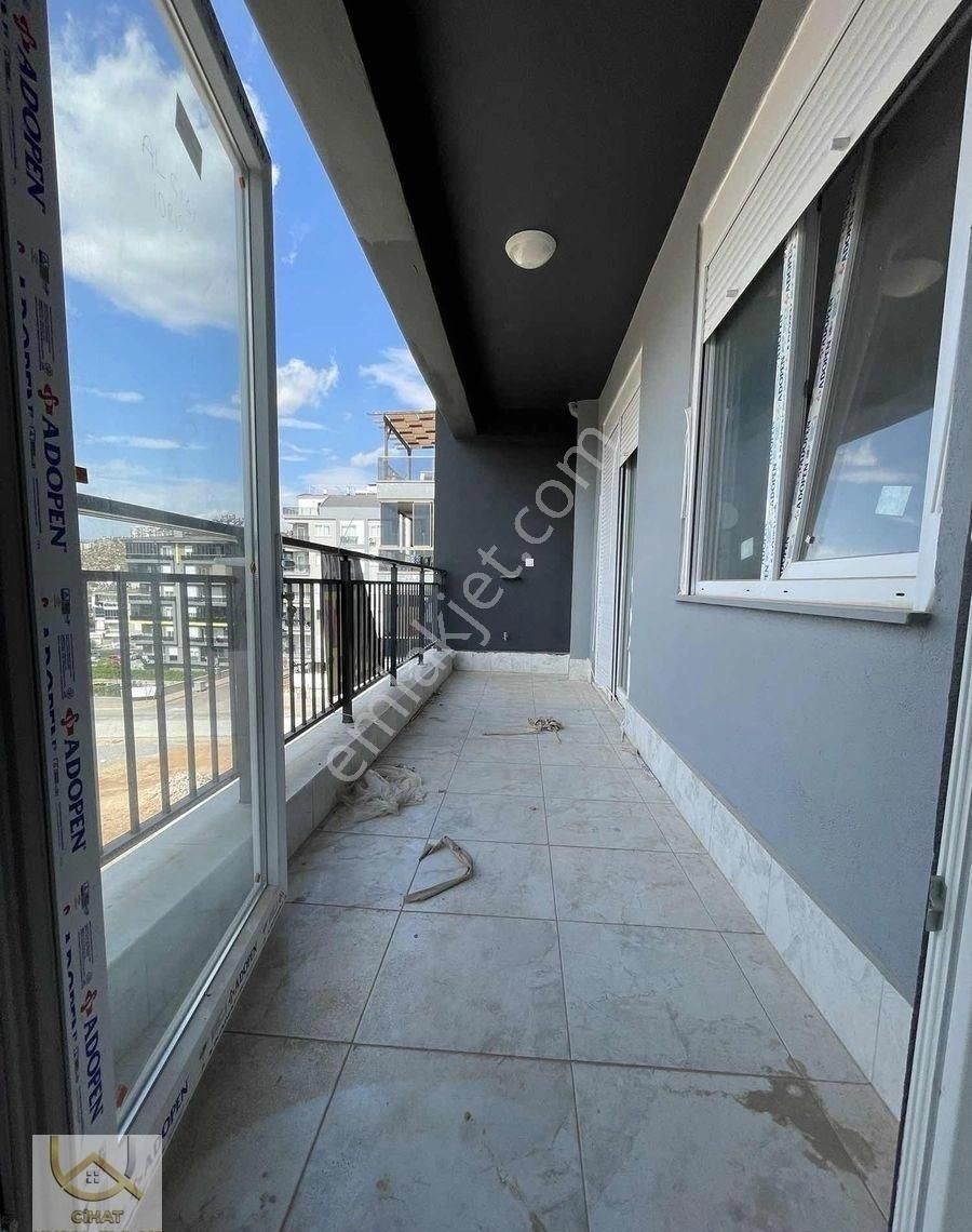 Göçerler Mahallesinde 200m2 Lüks Manzaralı Dubleks - Görsel 17