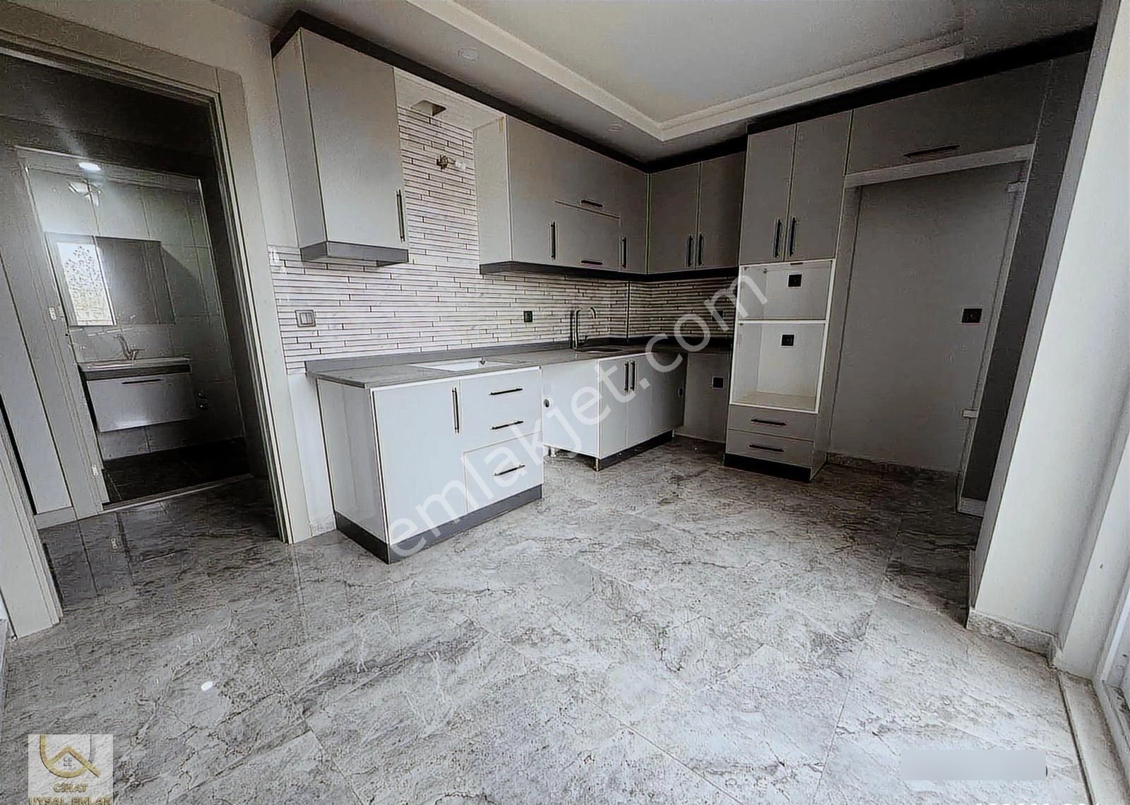 Aydoğmuş Mah. 2+1 105 M2 Ara Katta Satılık Daire - Görsel 10