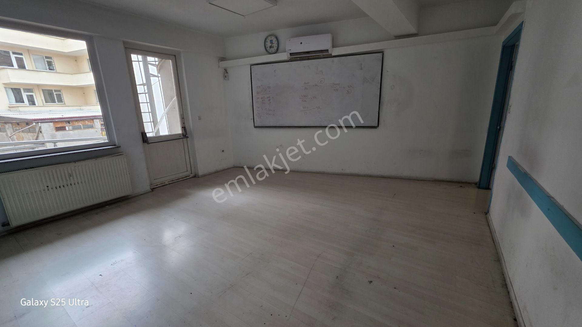 İzmit Merkez İnönü Caddesi Tv 41 Sk. Kiralık İş Yeri - Görsel 14