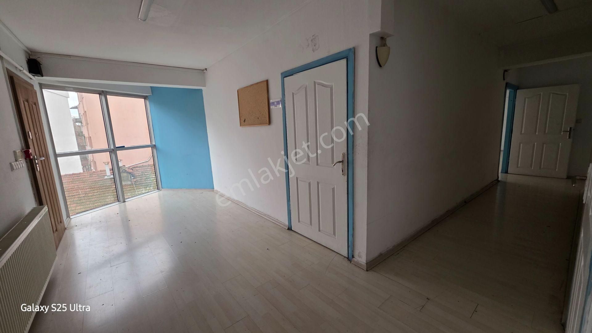 İzmit Merkez İnönü Caddesi Tv 41 Sk. Kiralık İş Yeri - Görsel 5