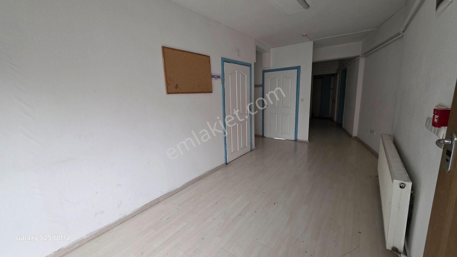 İzmit Merkez İnönü Caddesi Tv 41 Sk. Kiralık İş Yeri - Görsel 4