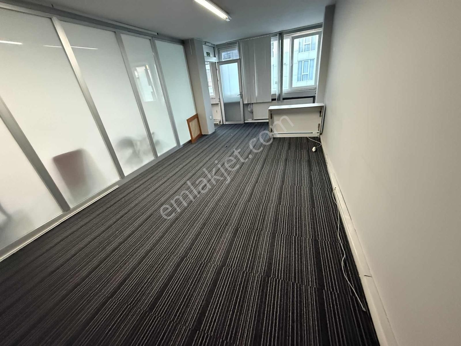 Mecidiyeköy Merkez Otoparklı Asansörlü Güvenlikli Ofis Metro 3dk - Görsel 5