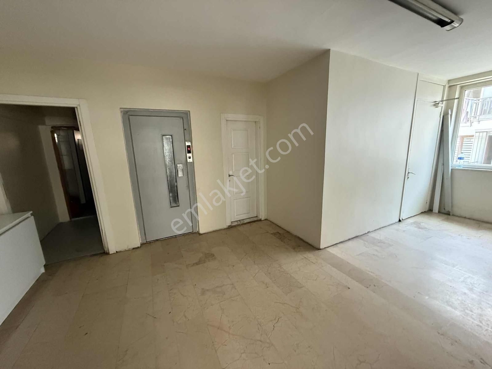 Mecidiyeköy Merkez Otoparklı Asansörlü Güvenlikli Ofis Metro 3dk - Görsel 2