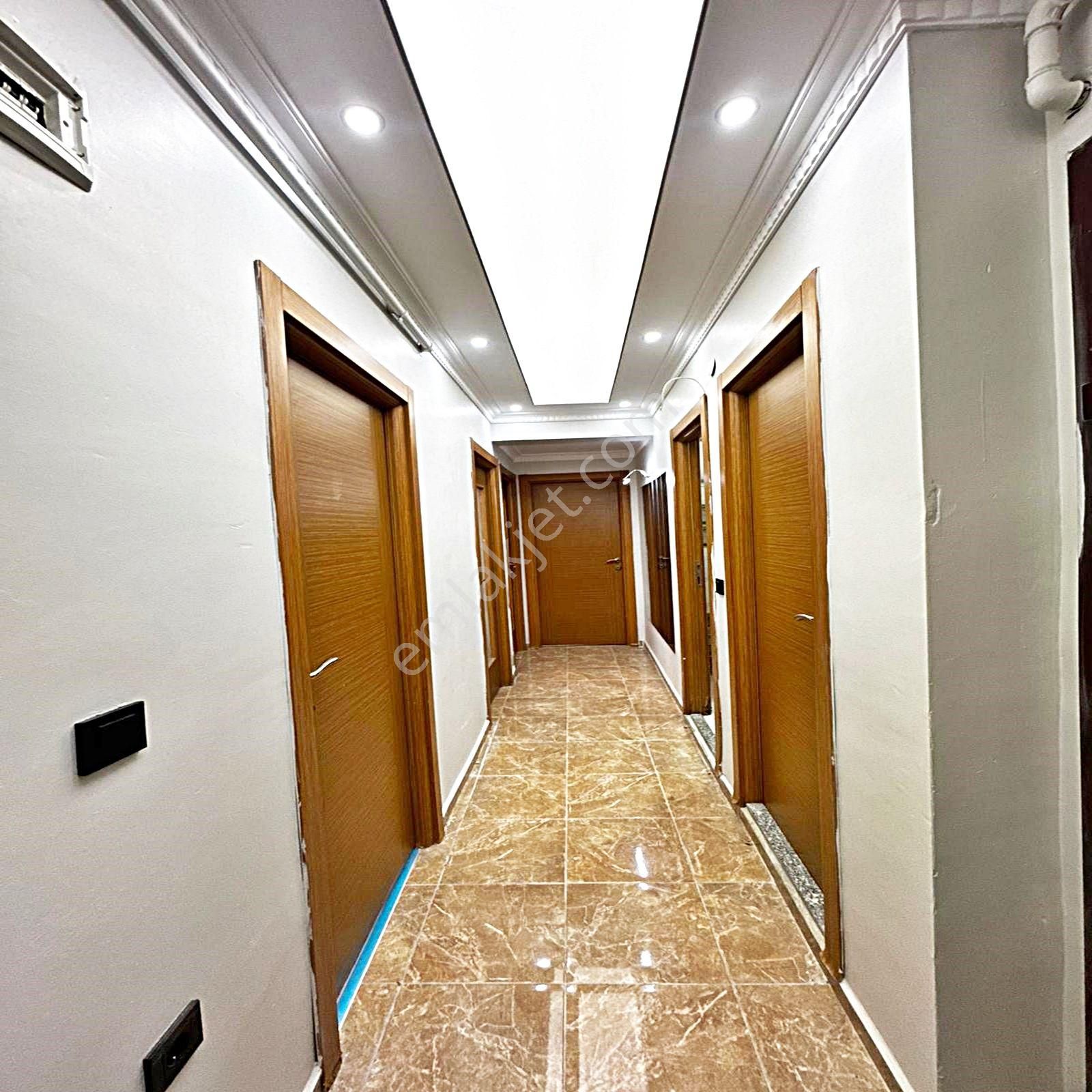 Metrobüse Yakın Ultra Dekorlu Kulanışlı 2+1 Temiz Satılık Daire - Görsel 7