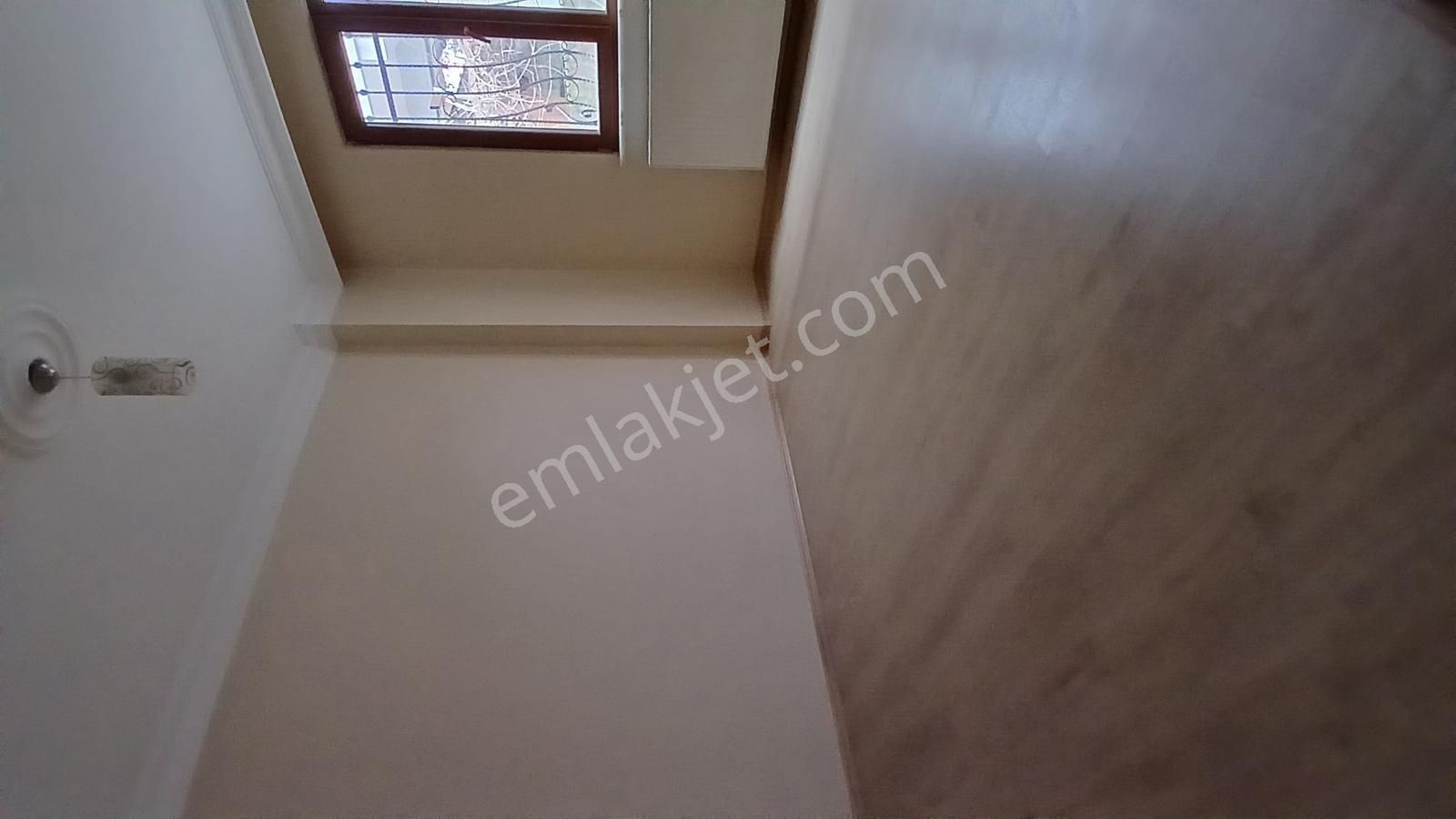 Ataşehirde Yeditepe Üniversitesine Çok Yakın Boş Daire - Görsel 11