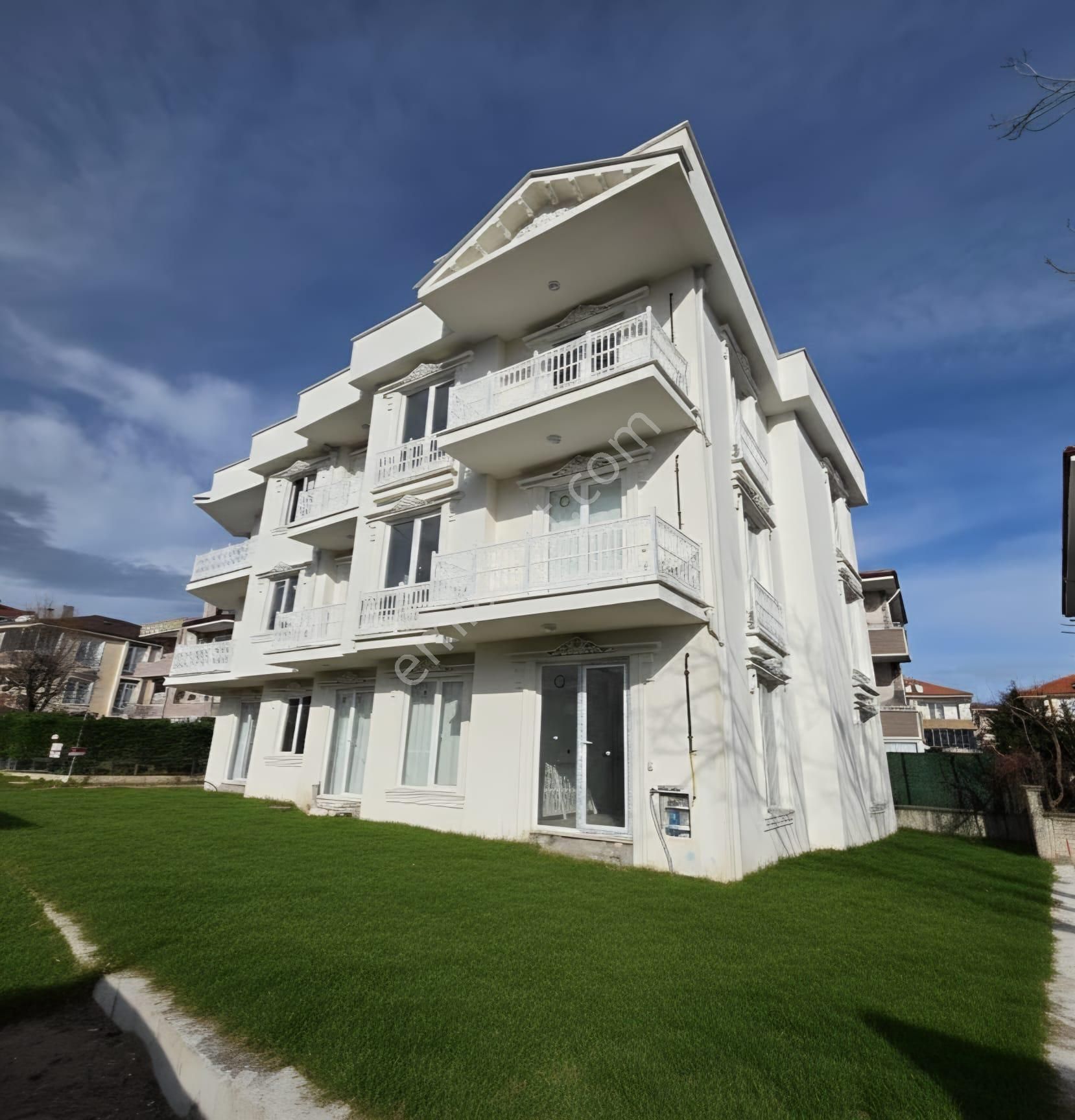 Hayatın Her Anı Hediyedir Çünkü Siz Degerlisiniz