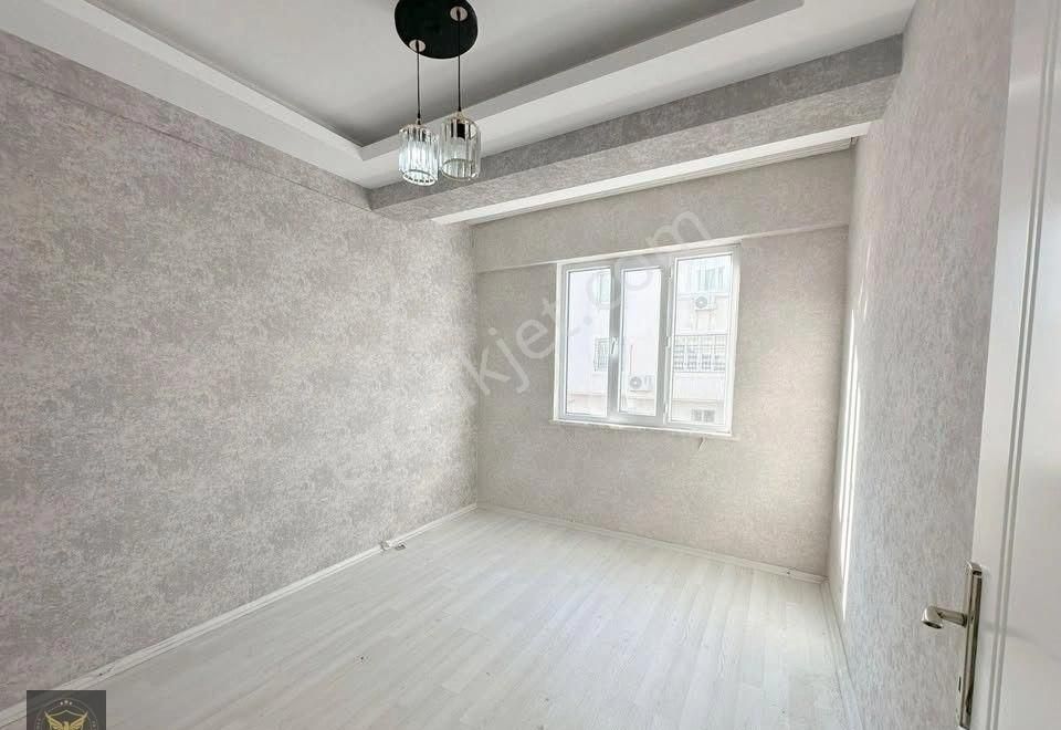 Beylikdüzü'nde Emsalsiz Özel Tasarımlı 2+1 Ultra Geniş Dairemiz - Görsel 8