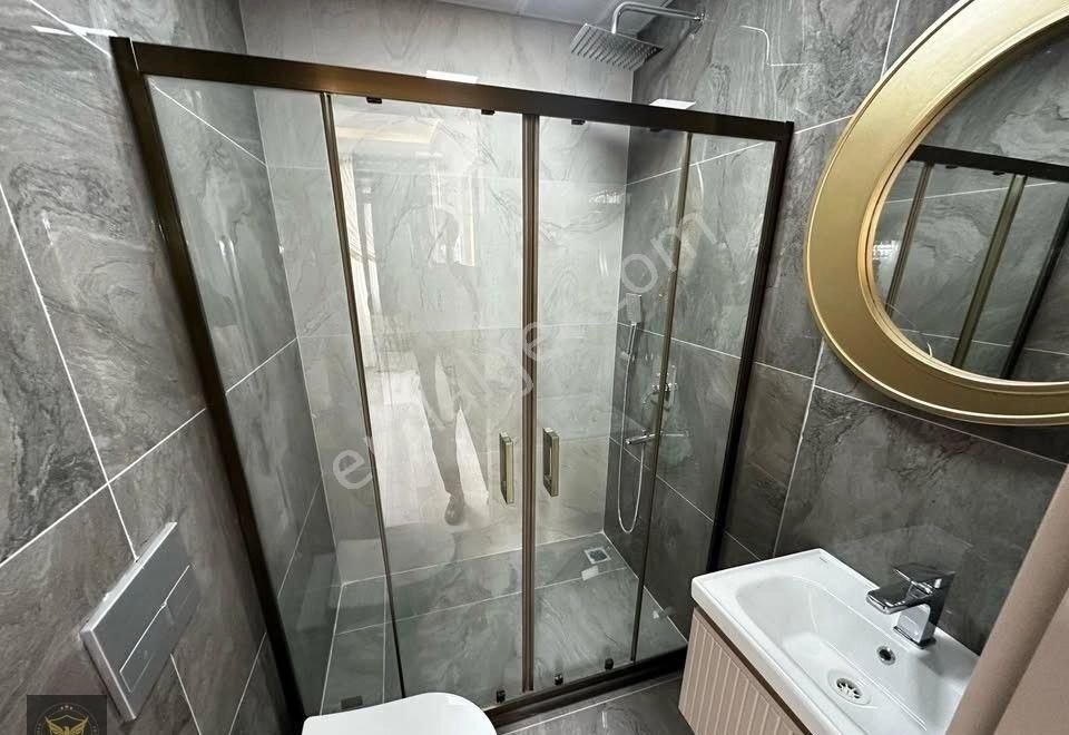 Beylikdüzü Hasırcılar Avm Arkasında Evebeyn Banyolu 2+1 Arakat Daire - Görsel 6