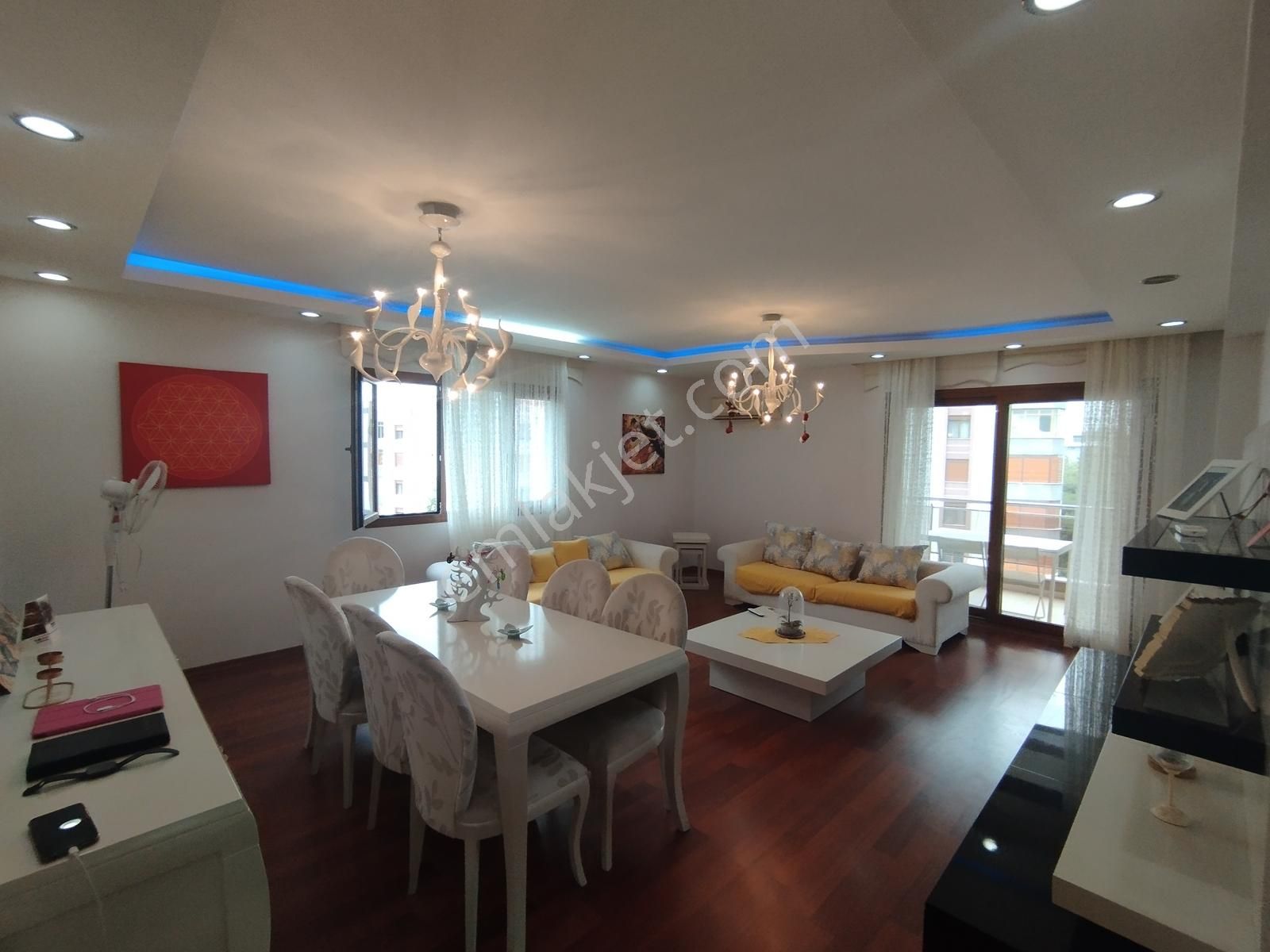 Bornova Evka 3'te Satılık Lüx 3+1 Daire - Görsel 23