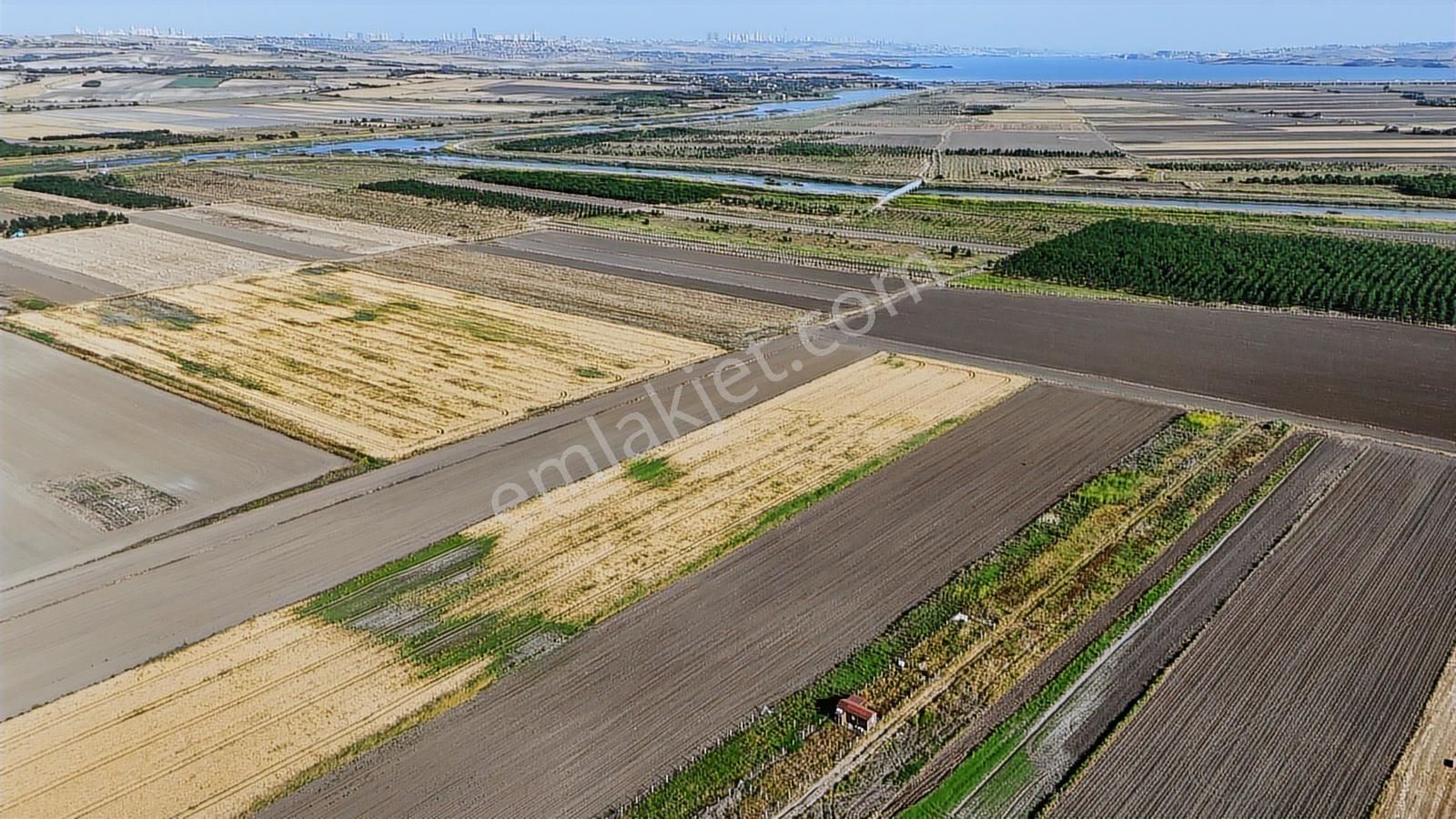 Yuşadan Ferhatpaşa Merkezde Geniş Metrekareli Arsa Fırsatı!