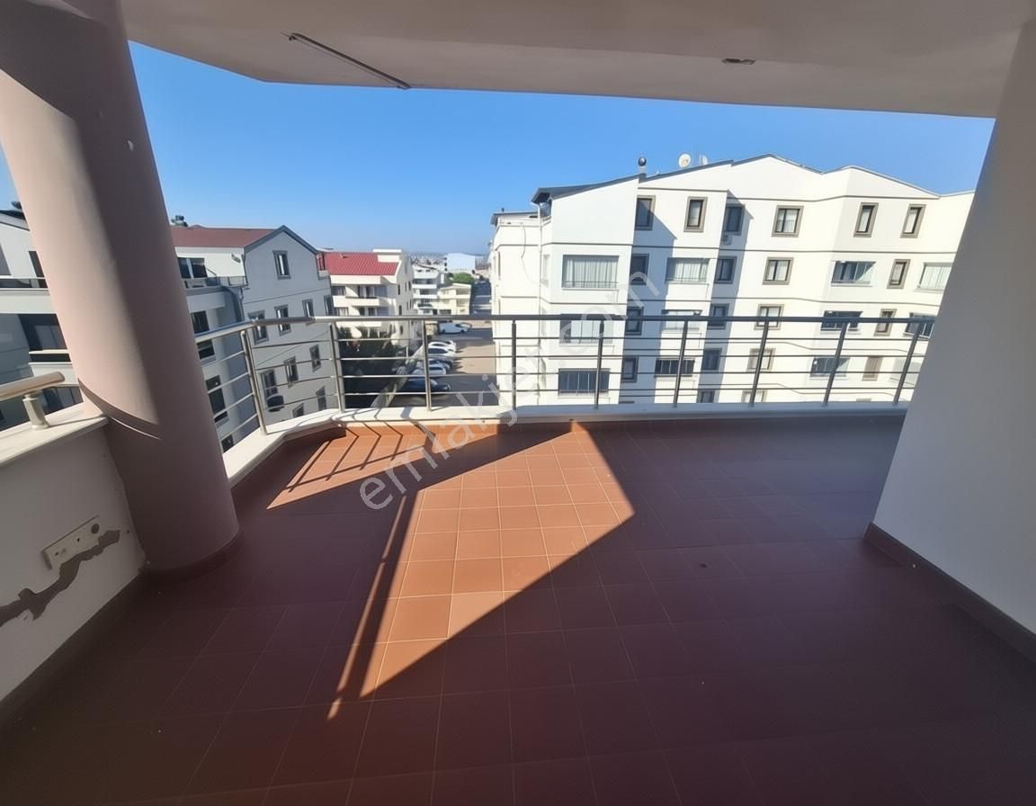 Üçevlerde Geniş 5+1 Dubleks Üstten Girişli, Ekstra Yaşam Alanlı - Görsel 16