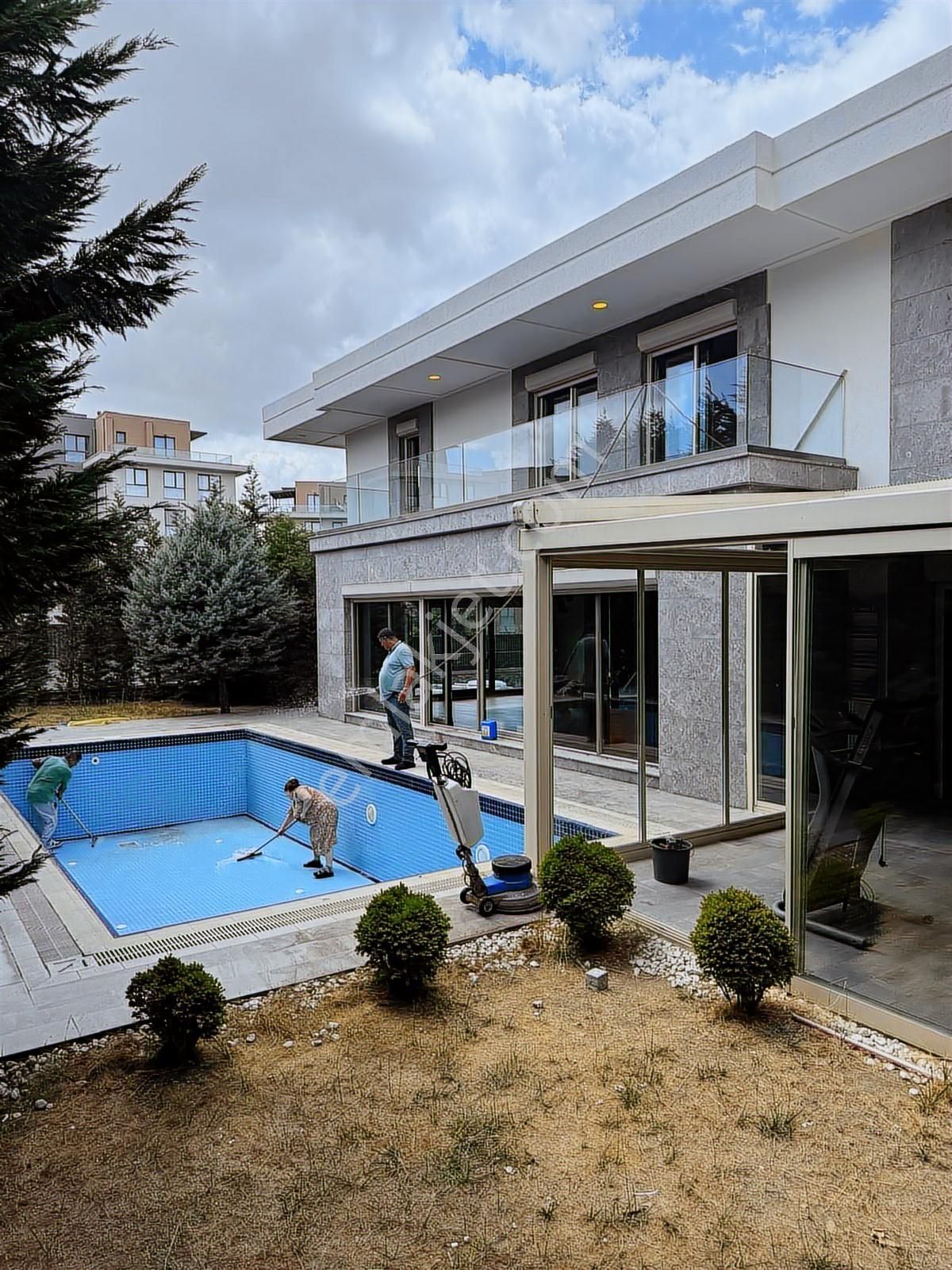 İstanbul Bahçeşehir Yonca Villaparkta Ultra Lüks 8+2 Villa - Görsel 7