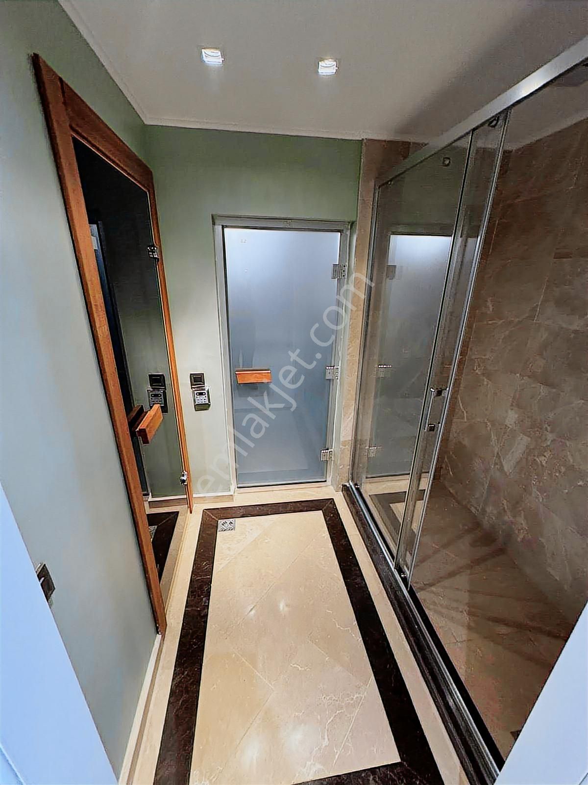 İstanbul Bahçeşehir Yonca Villaparkta Ultra Lüks 8+2 Villa - Görsel 21