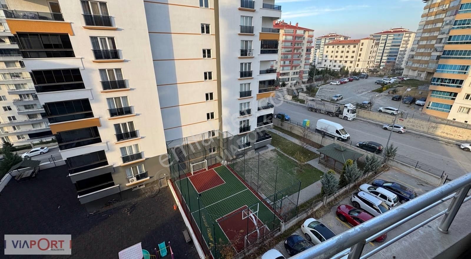 Etimesgut Piyade'de Cadde Üzeri, Geniş Peyzajlı, 140 M², 3+1 - Görsel 10