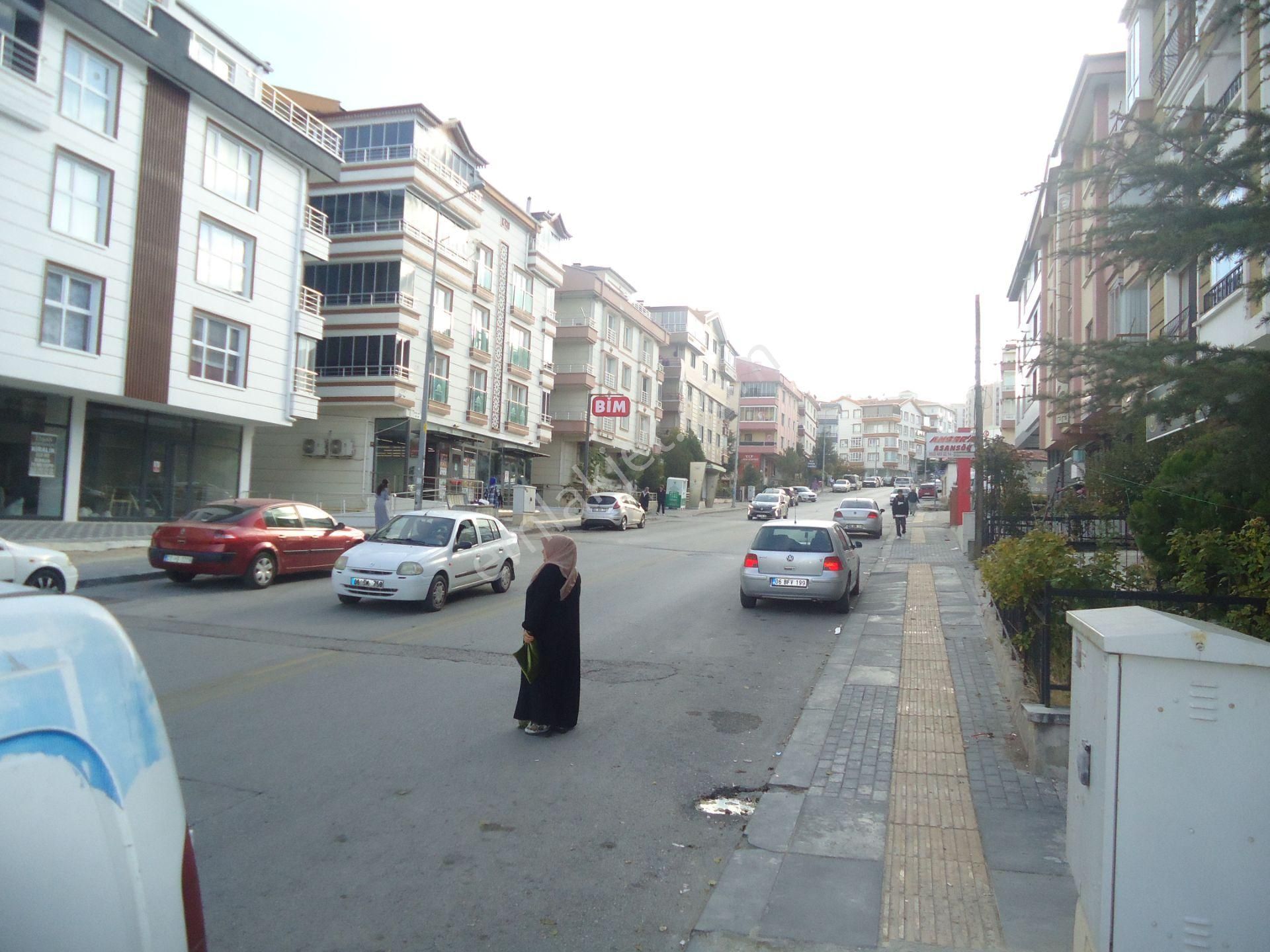 Krc'den Cadde Üzerinde Devren Satılık 70 M2 Dükkan - Görsel 16