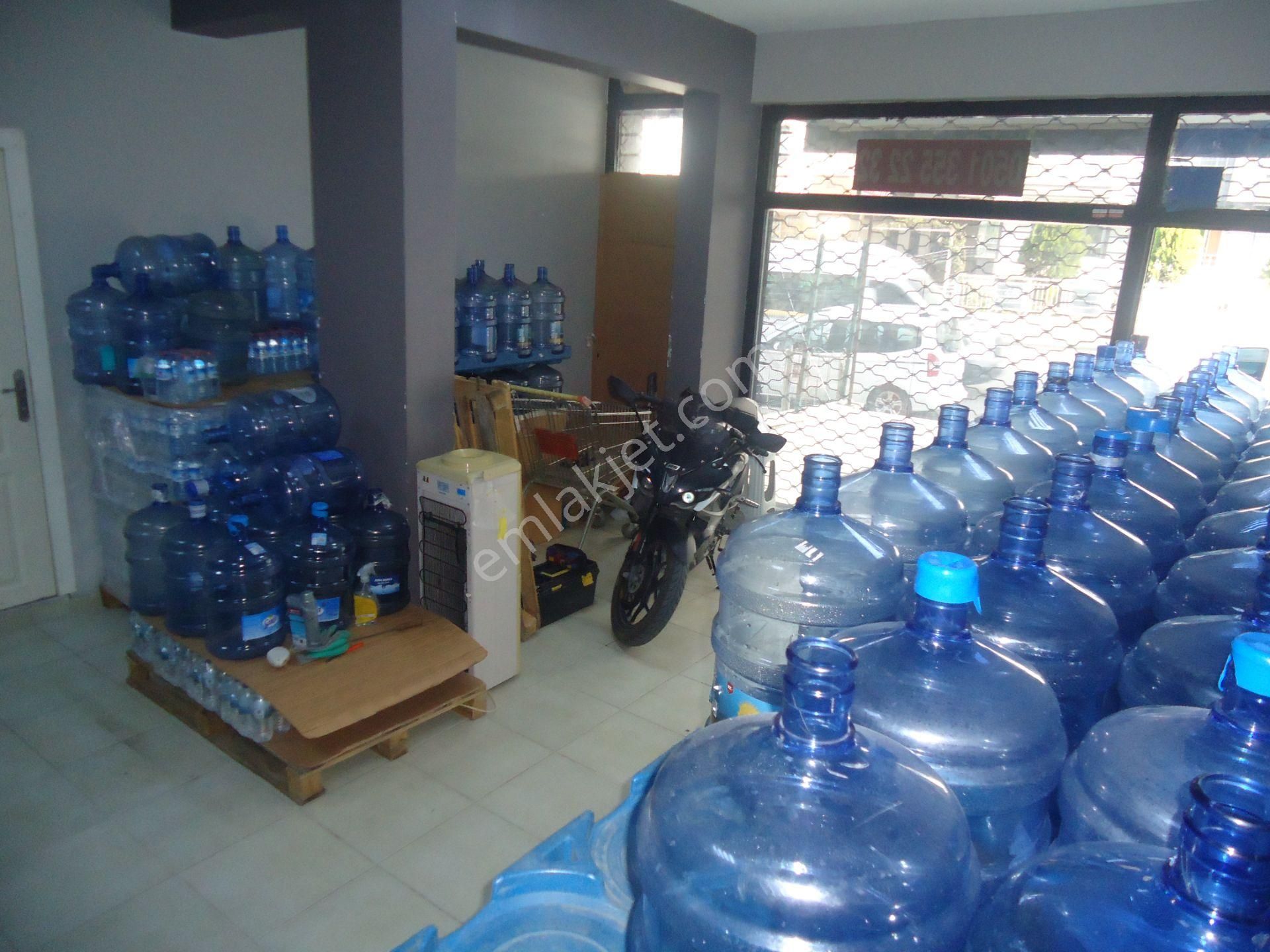 Krc'den Cadde Üzerinde Devren Satılık 70 M2 Dükkan - Görsel 3