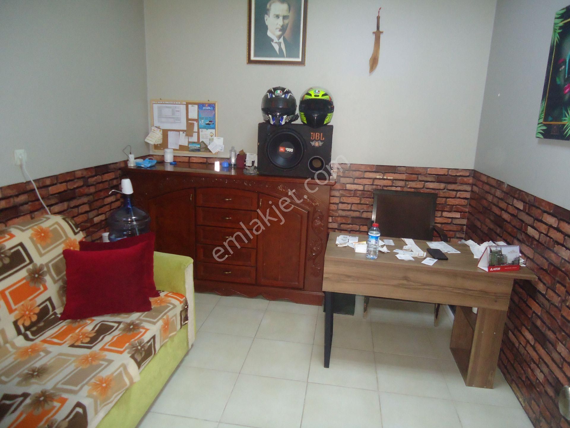 Krc'den Cadde Üzerinde Devren Satılık 70 M2 Dükkan - Görsel 11