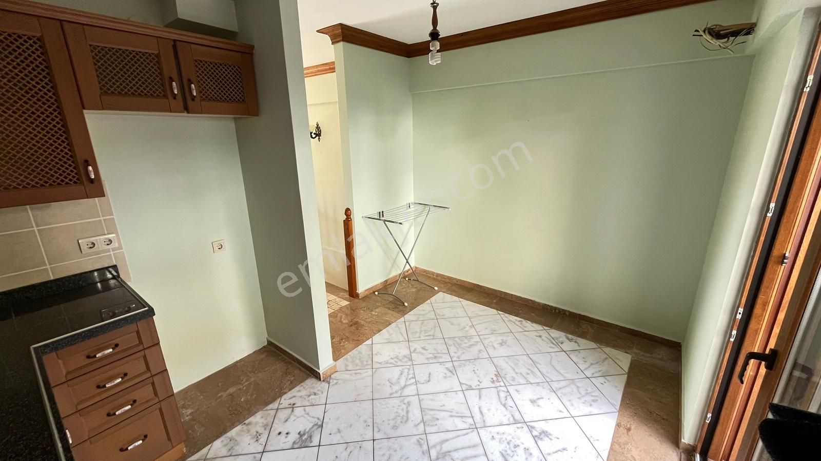 Deniz Manzaralı Akyaka Mimarisi 3+1 Bahçeli Dubleks Daire - Görsel 2