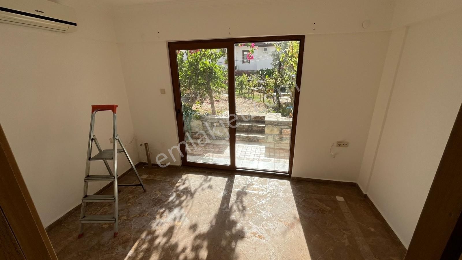 Deniz Manzaralı Akyaka Mimarisi 3+1 Bahçeli Dubleks Daire - Görsel 8