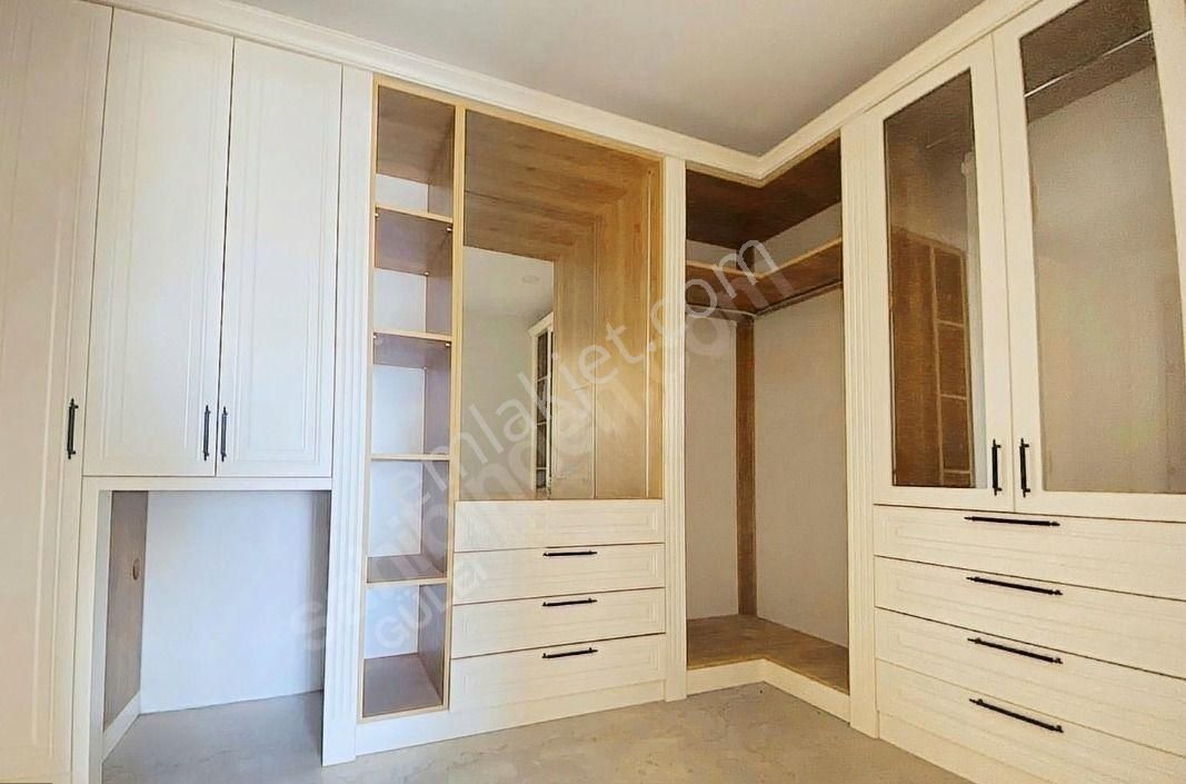 Ender Uysal Gayrimenkul'den Çakmak’ta Havuzlu Sitede Ara Kat Lüks 3.5+1... - Görsel 19