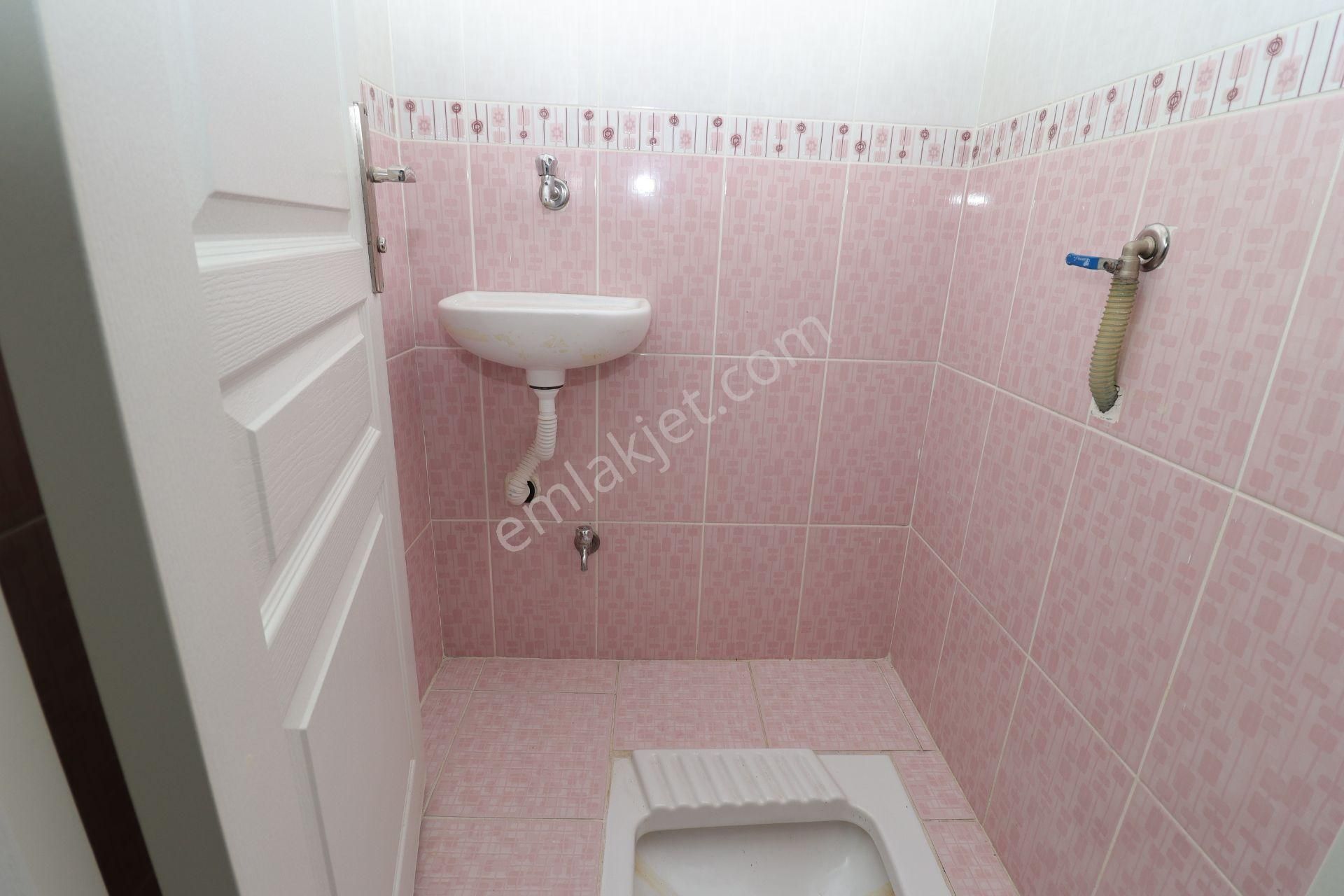 Akif'ten Topçu'da G/b Cephe Geniş Oturuma Hazır 2+1 Kiralık Daire - Görsel 20