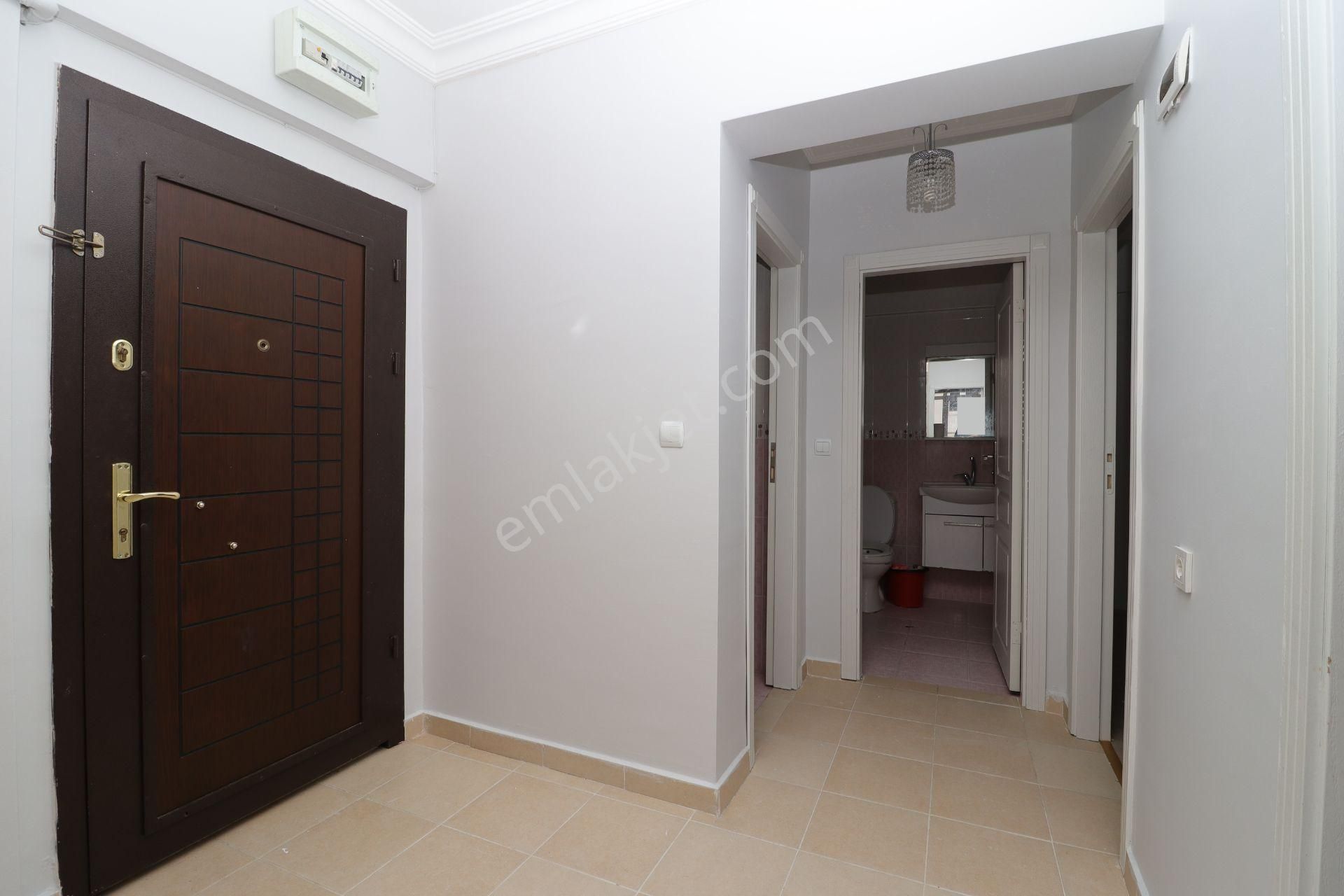 Akif'ten Topçu'da G/b Cephe Geniş Oturuma Hazır 2+1 Kiralık Daire - Görsel 15