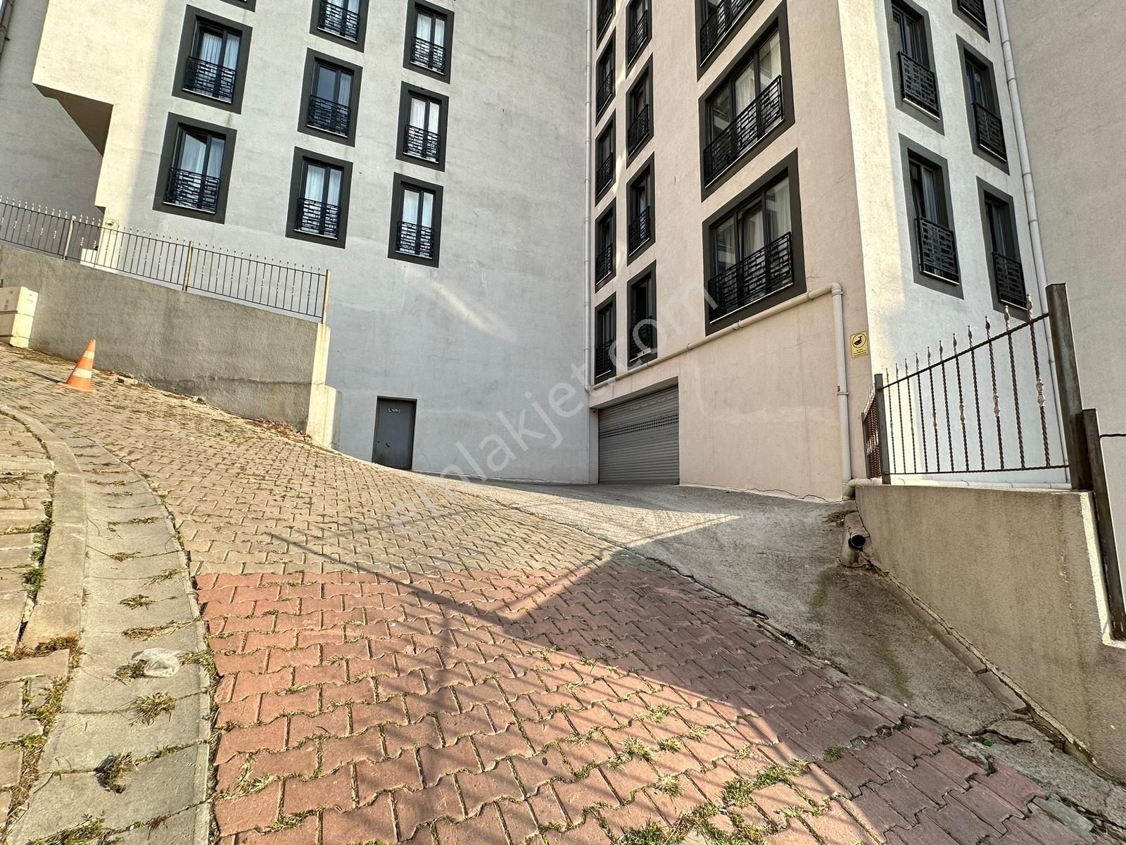 Kağıthane Pasha Tower 2+1 Satılık Daire Metrobüse 5dk Ara Kat - Görsel 27