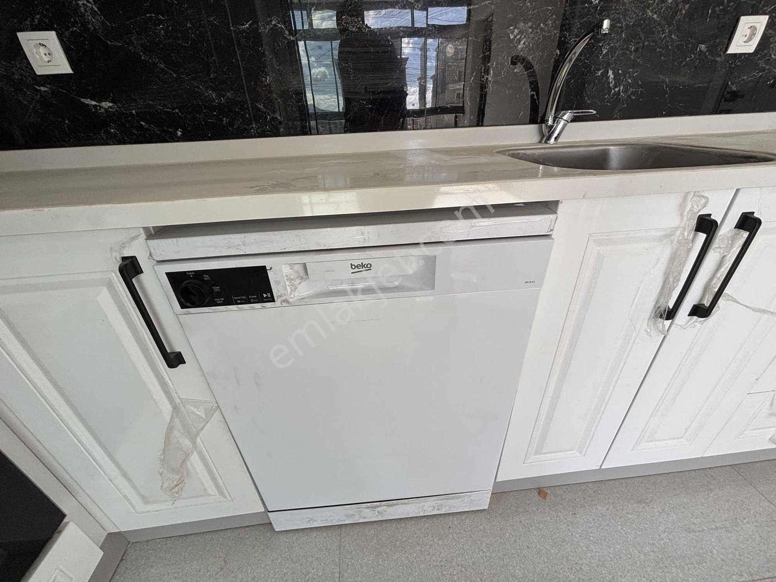 Cumhuriyet Mahallesi 2 + 1 Full+ Full Daire - Görsel 6