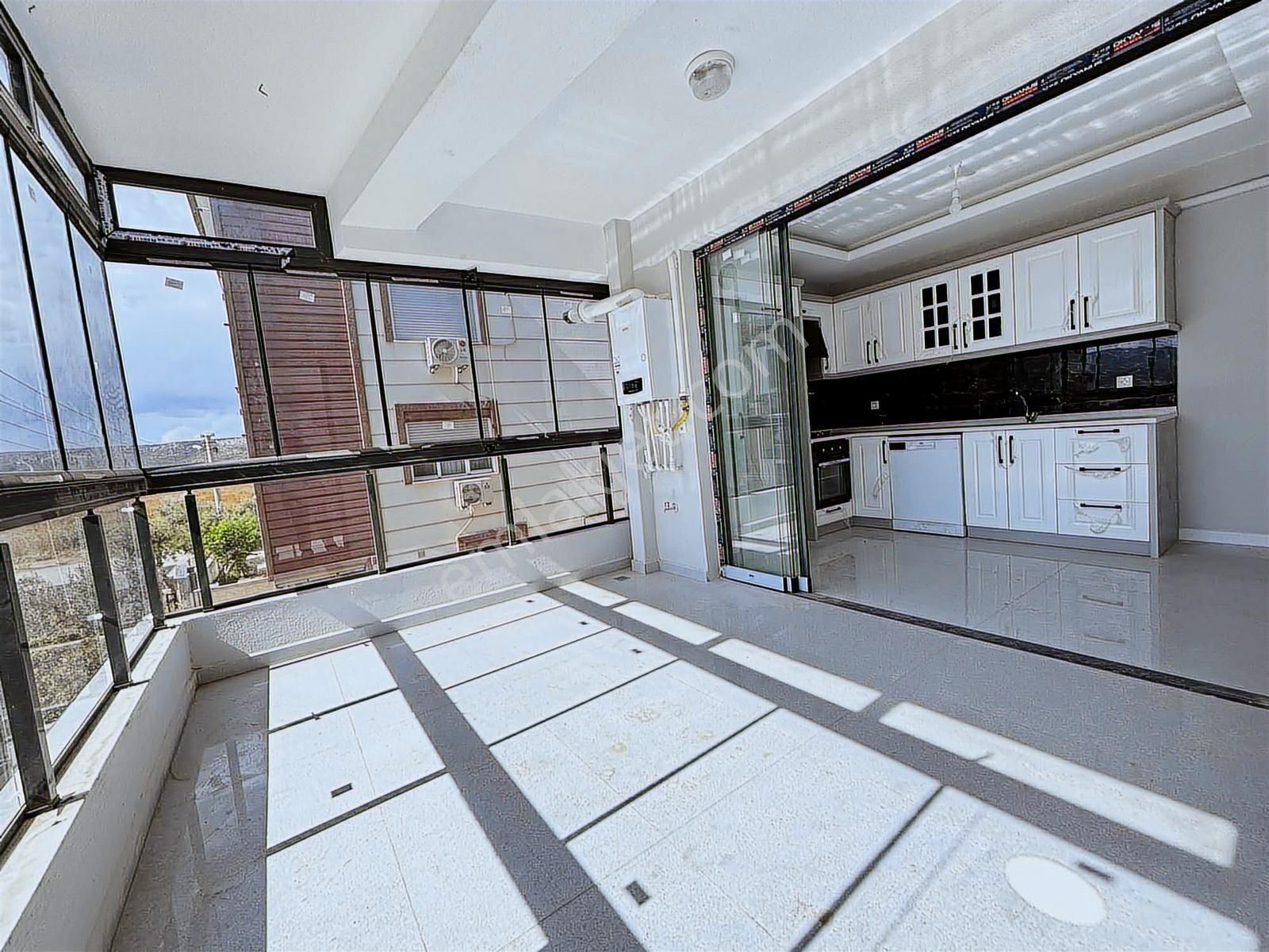 Cumhuriyet Mahallesi 2 + 1 Full+ Full Daire - Görsel 4