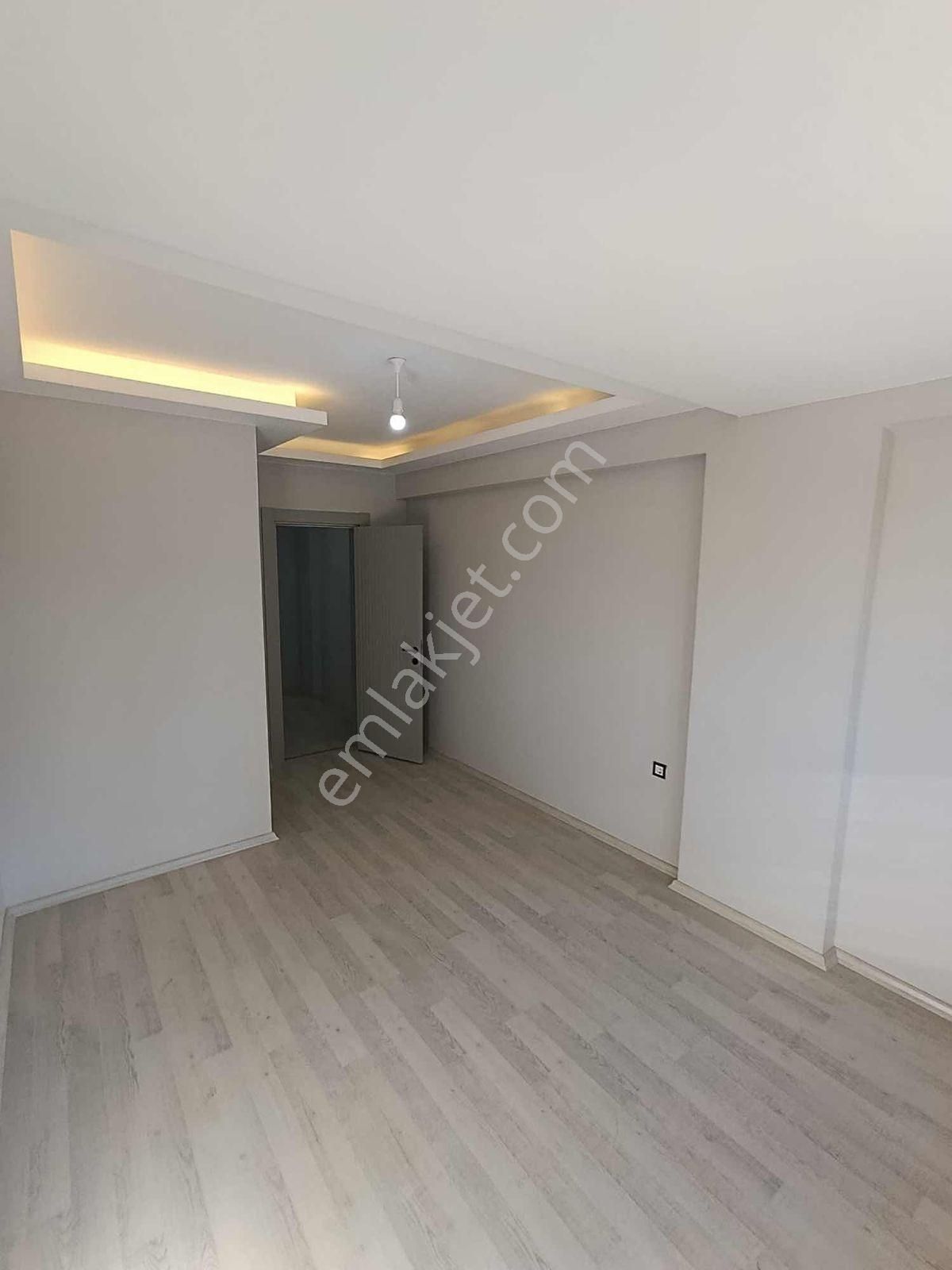 Yedi Eylül Mahallesi 3+1 Site İçi - Görsel 14