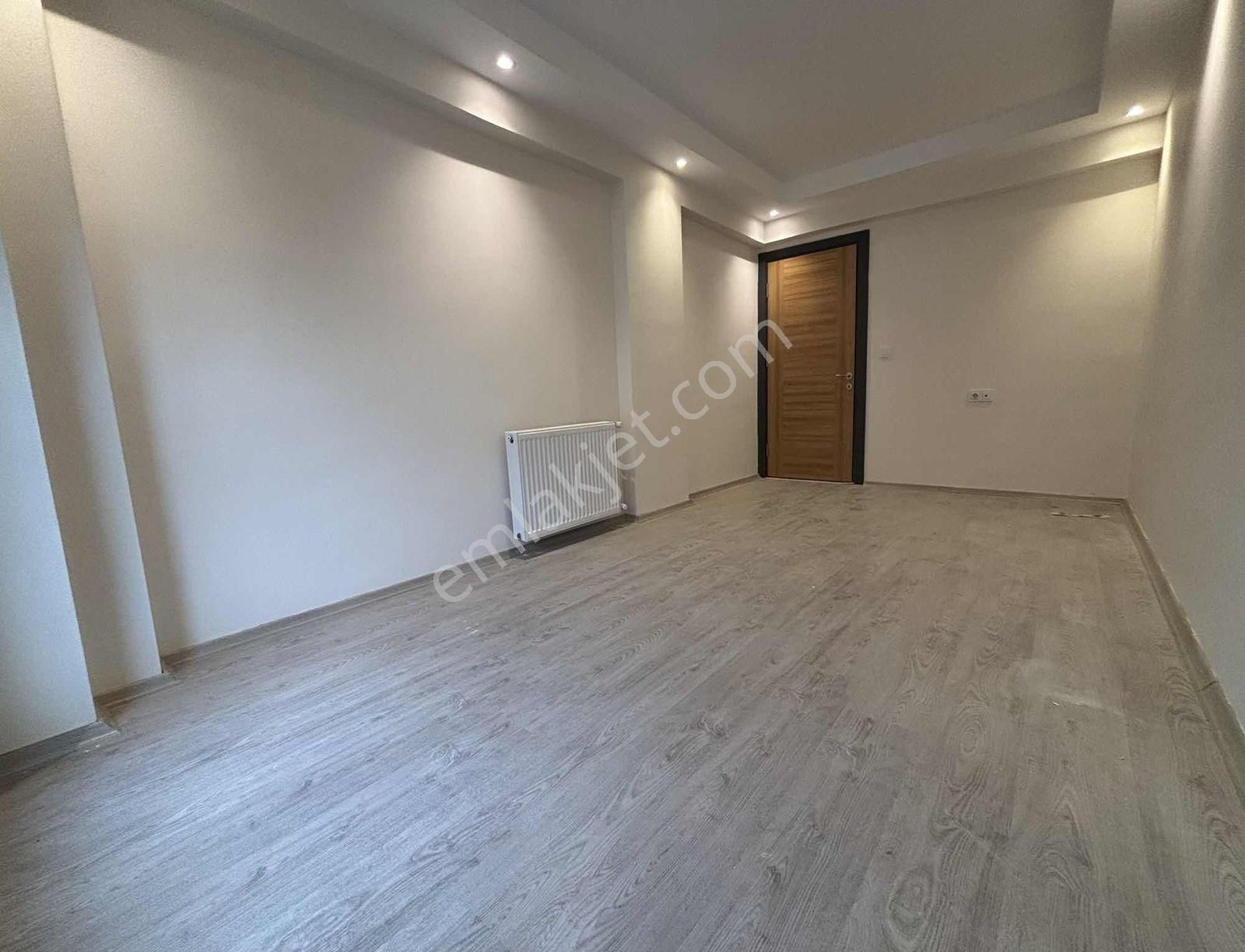 Havuzlu Sitede Acil Satılık 3+1 Lüks Daire - Görsel 12