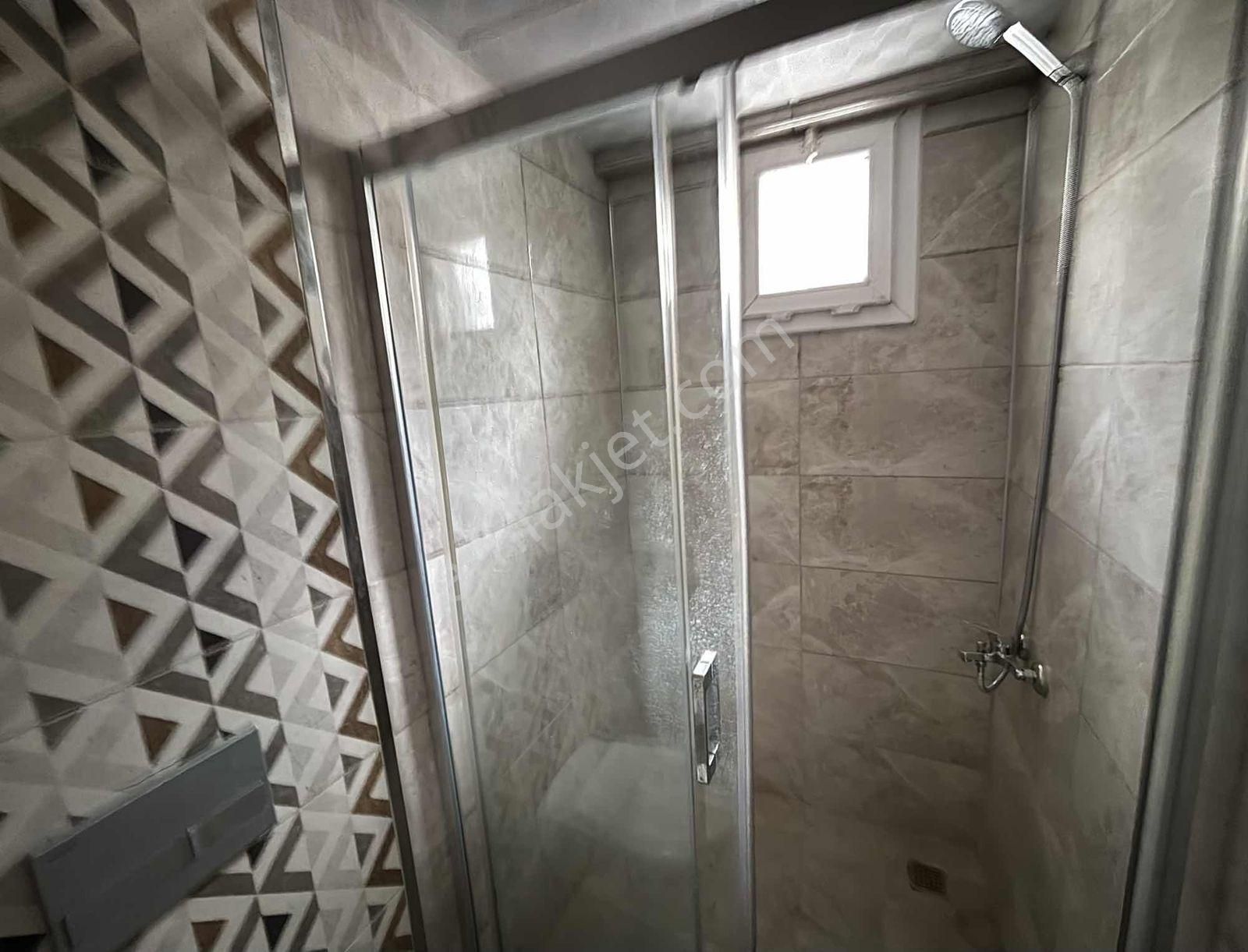 Havuzlu Sitede Acil Satılık 3+1 Lüks Daire - Görsel 2