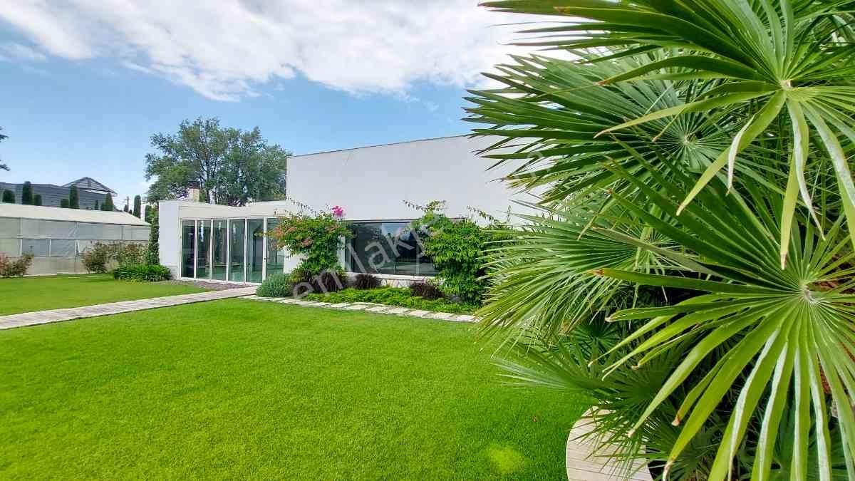 5.536 M² Müstakil Arazide Özgün Mimariyle Tasarlanmış Lüks Villa - Görsel 16