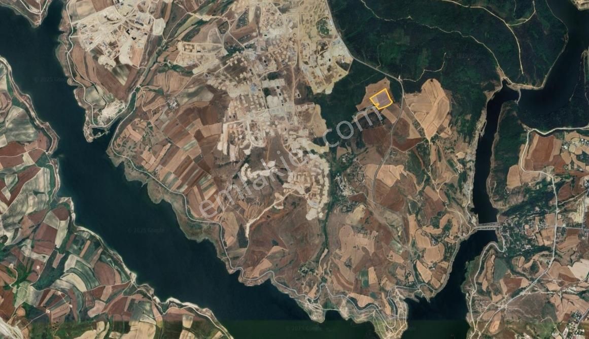 Arnavutköy Hacımaşlıda 17.792m²tarla-istanbul Havalimanı Yakını