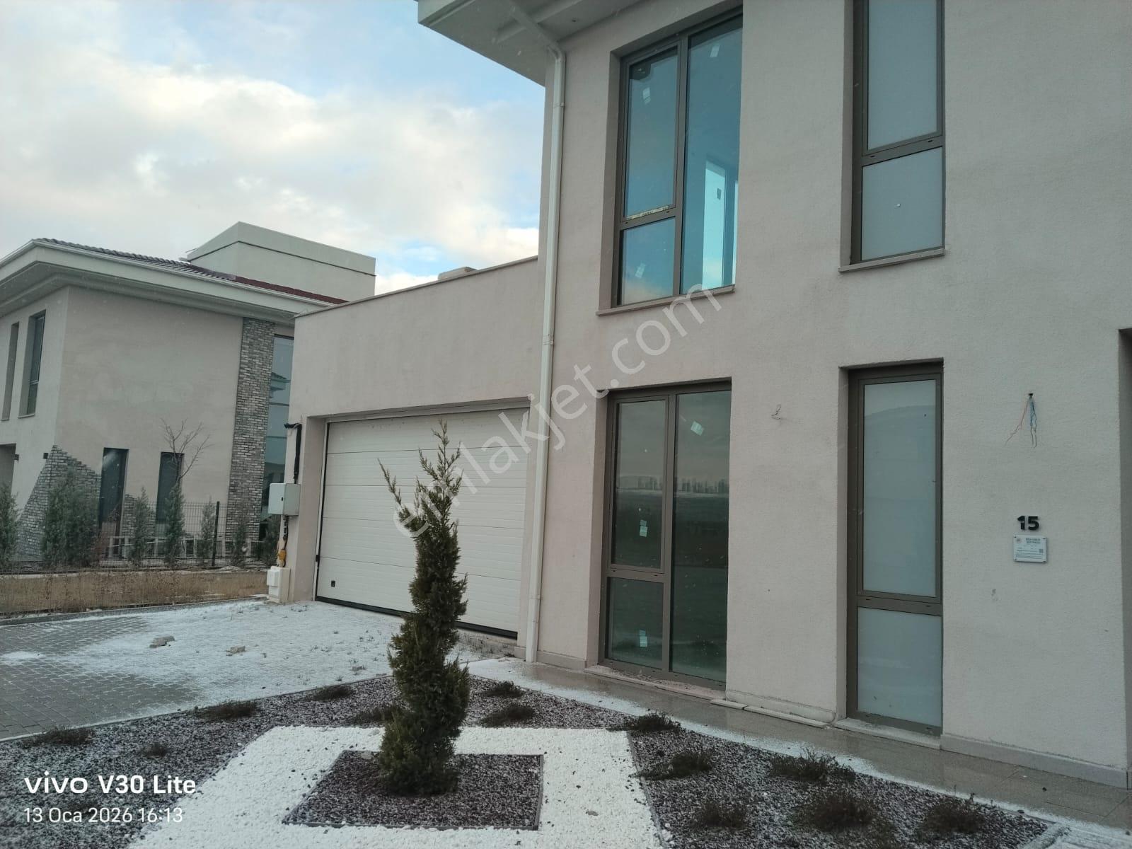 Gölbaşı Hacılar Mora Manzara Evlerinde 450 M2 5+1 Müstakil Bahçeli Natamam Satılık Villa - Görsel 37