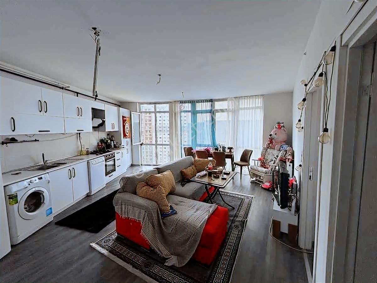 Esenyurt Fı Towerda Satılık Havuzlu, Güvenlıklı, 1+1 Genış Daıre - Görsel 11