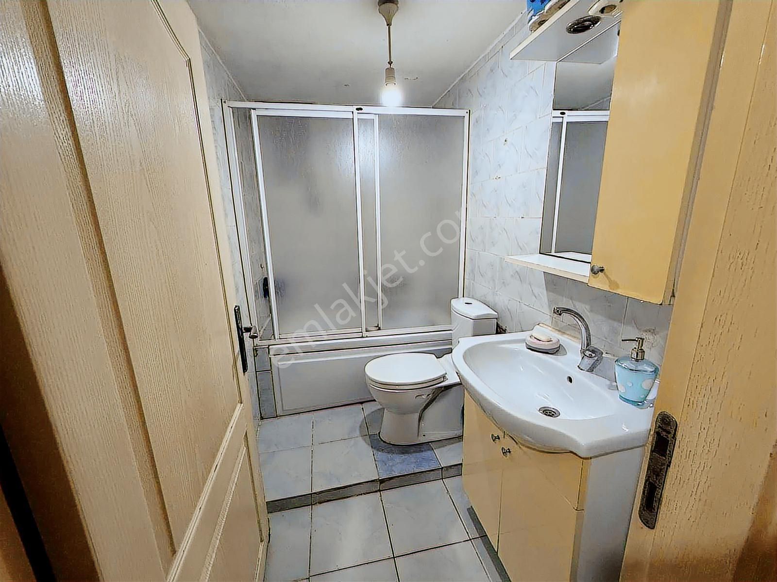 Şişli Mecidiyeköy Cadde Üstünde Balkonlu Satılık 2+1 Daire - Görsel 23