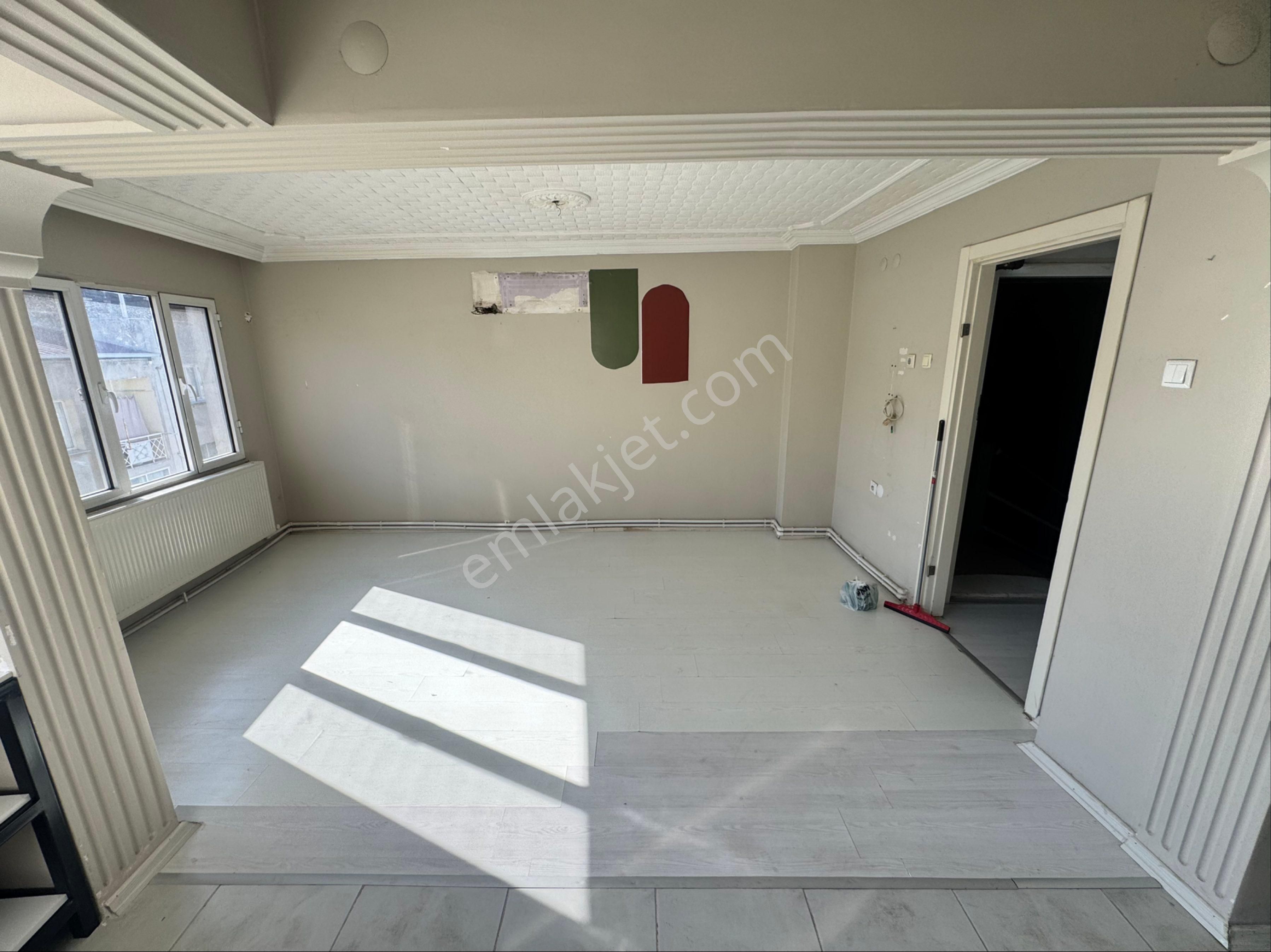 İzmirpark Avm , Cadde Ykn 2+1 Bakımlı Dgazlı 90m2 Satılık Daire - Görsel 6
