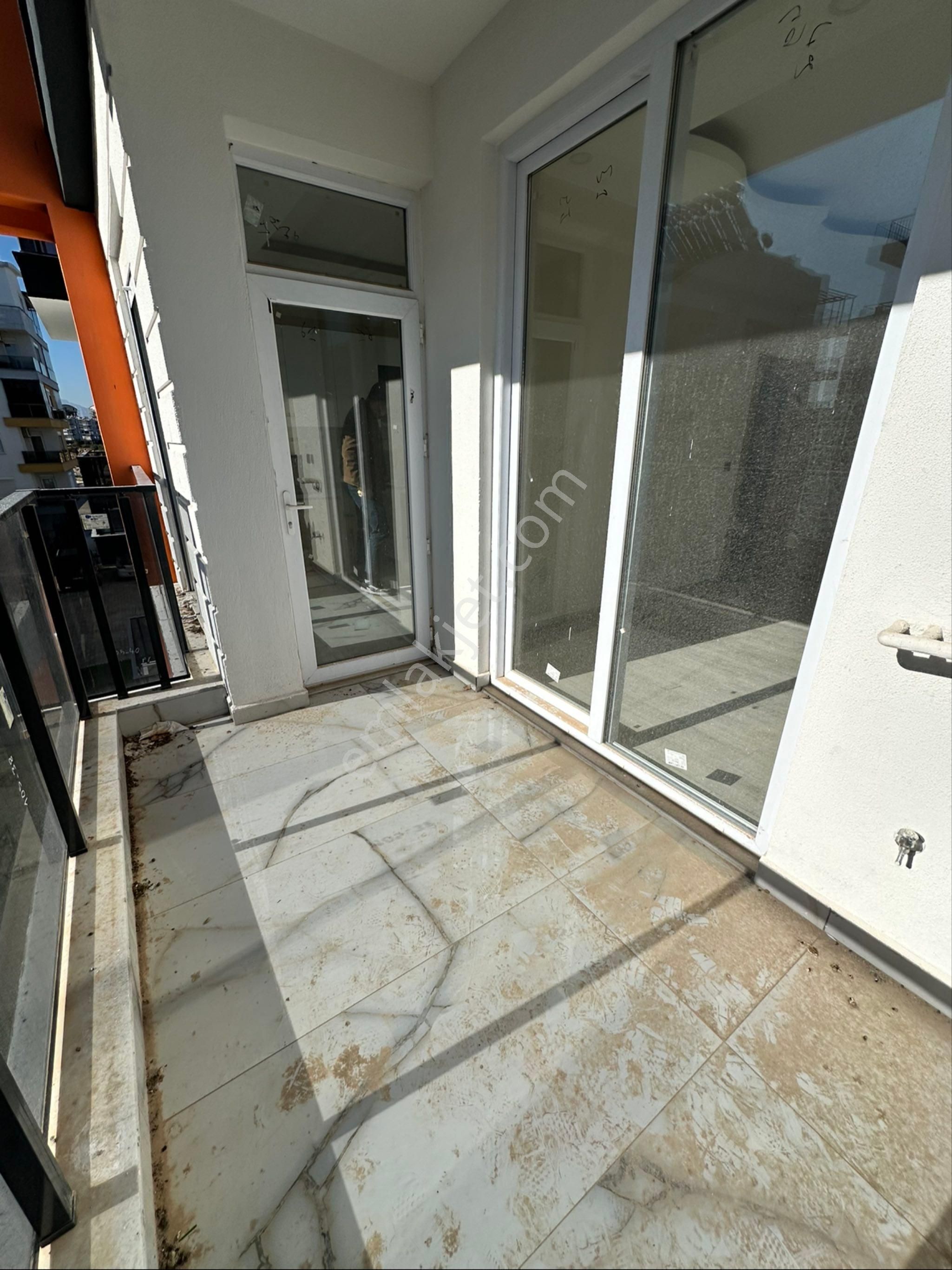 🏡 Çankaya Mahallesinde Antalya Manzaralı Site İçerisinde Havuzlu 2+1 Fırsat Daire 🏡 - Görsel 11