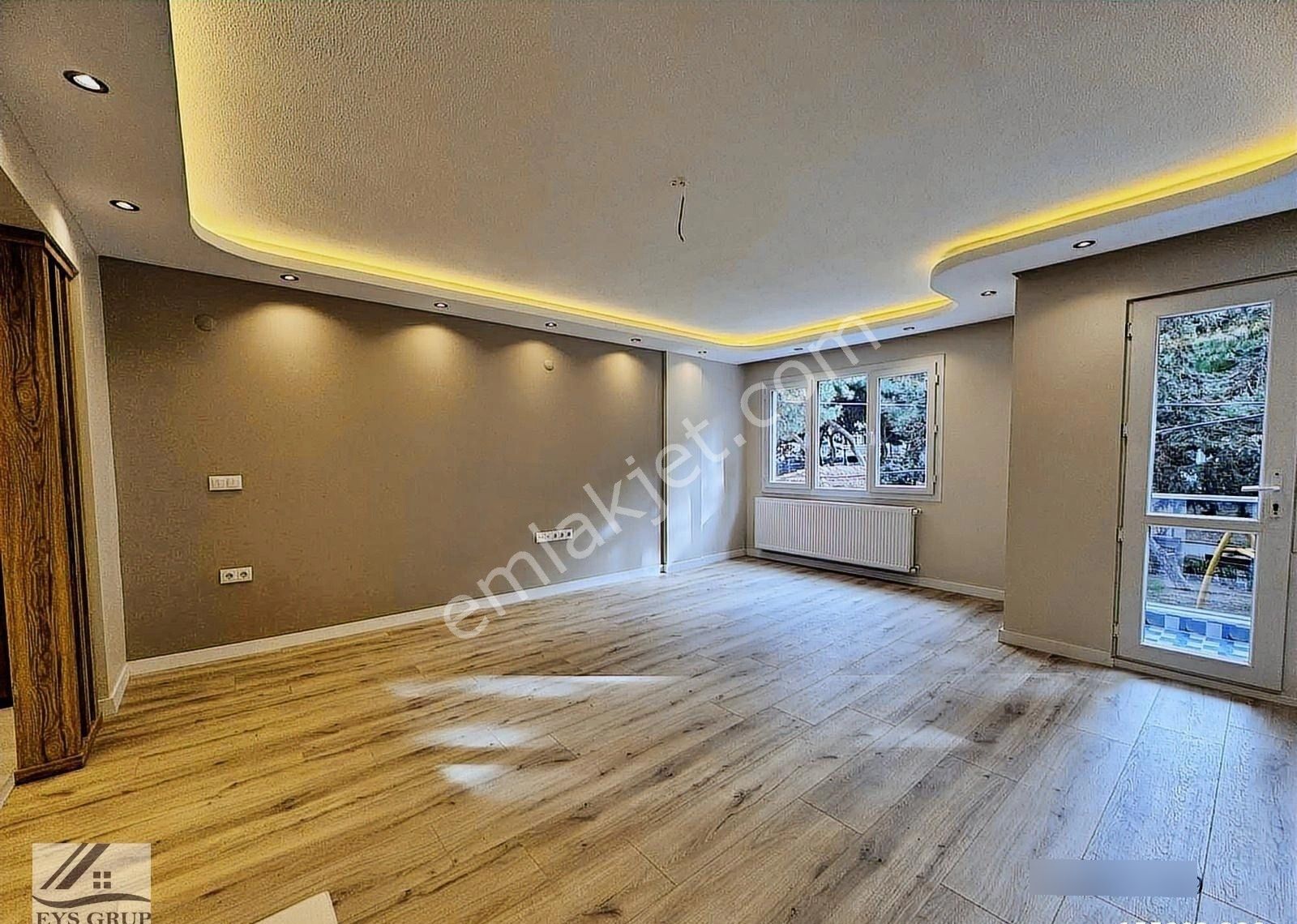 Tanju Okan Park Karşısı 3+1 Lüks Tadilatlı 125m2 Arakat Satılık - Görsel 2