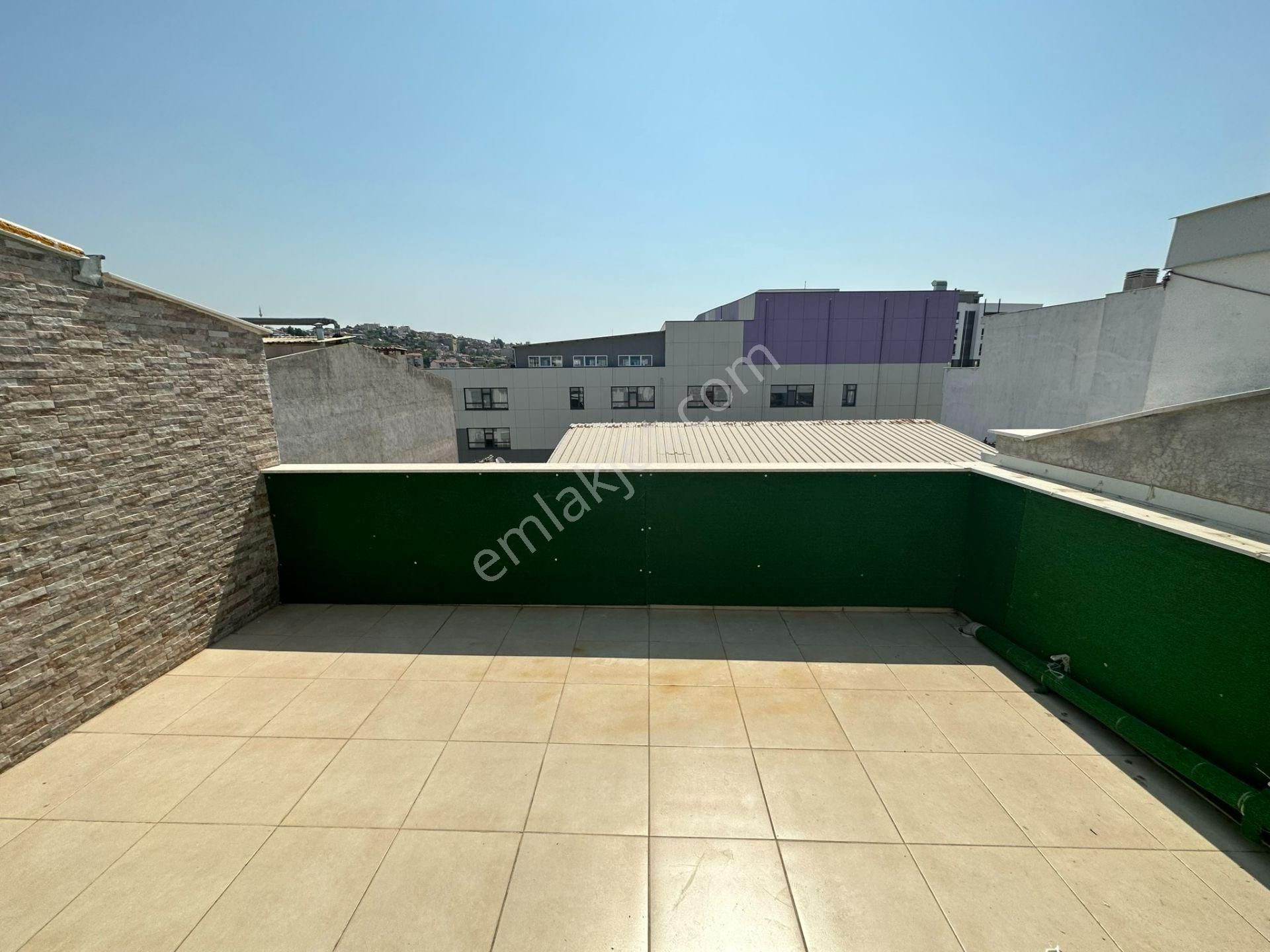 Şemikler'de Kiralık 3+1 Doğalgazlı Dubleks Daire - Görsel 24