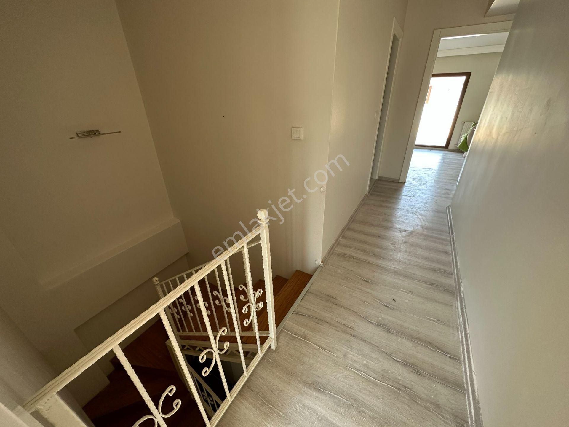 Şemikler'de Kiralık 3+1 Doğalgazlı Dubleks Daire - Görsel 34