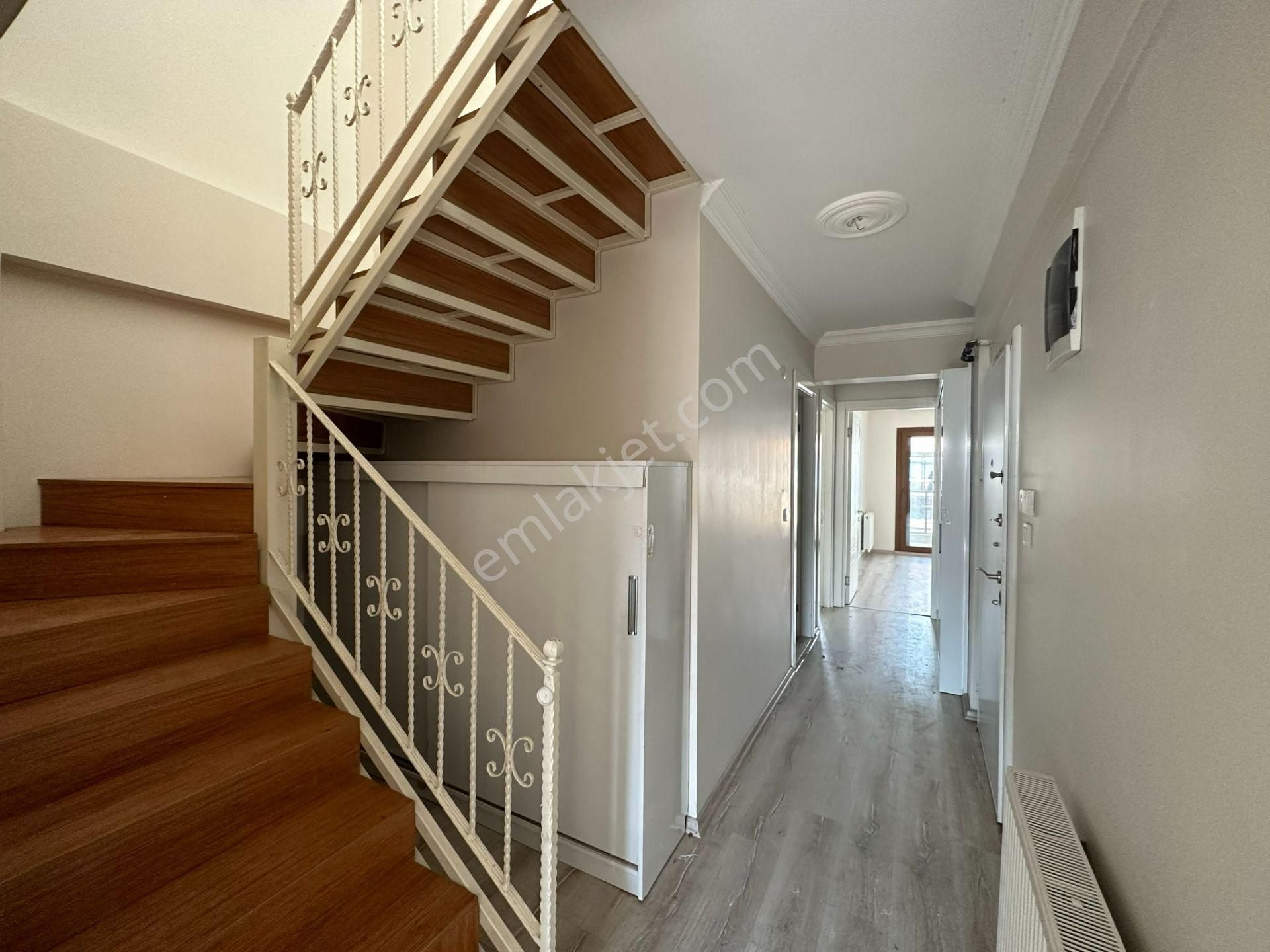 Şemikler'de Kiralık 3+1 Doğalgazlı Dubleks Daire - Görsel 18